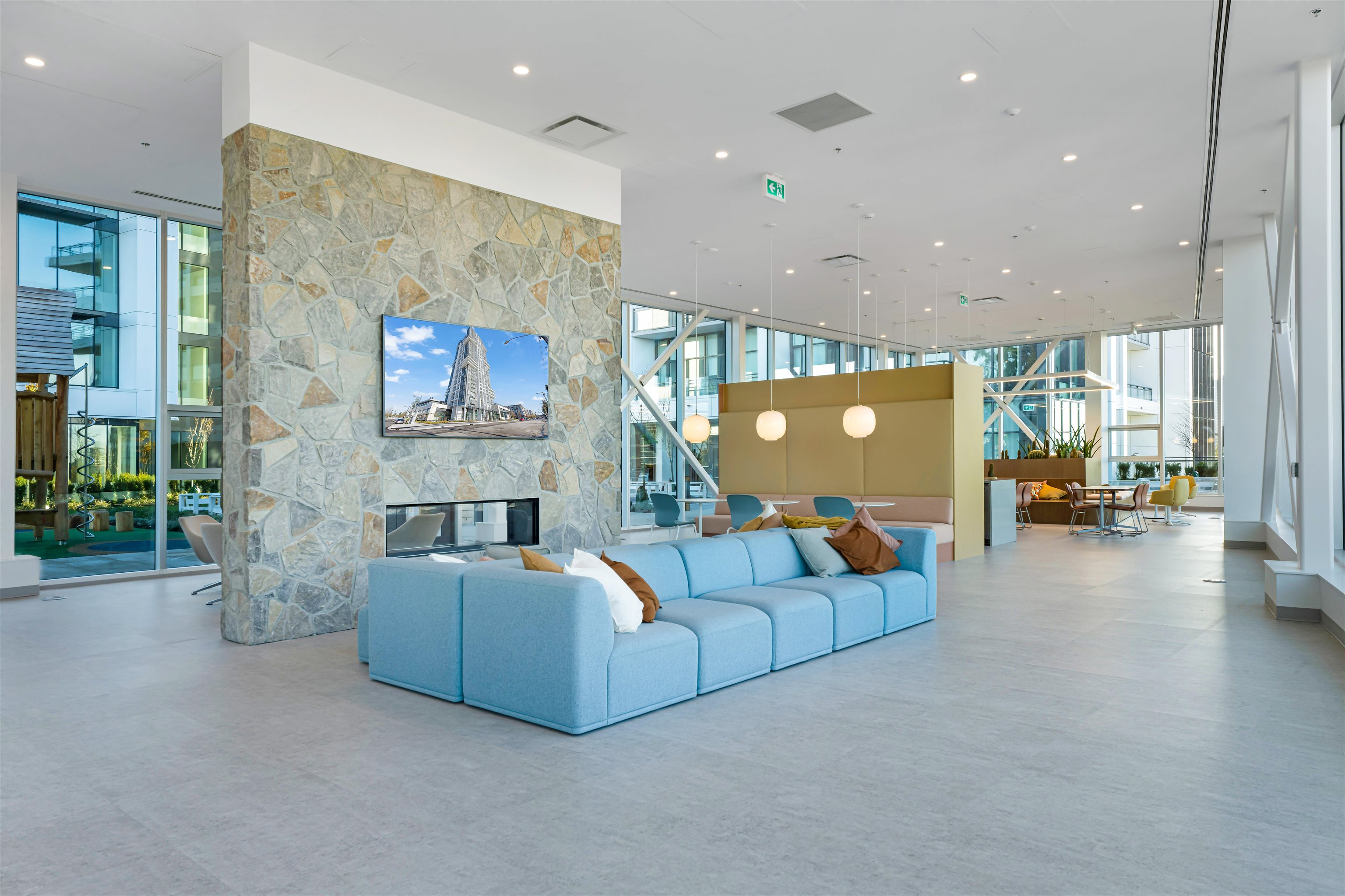 402 13675 107A STREET Unit: 402