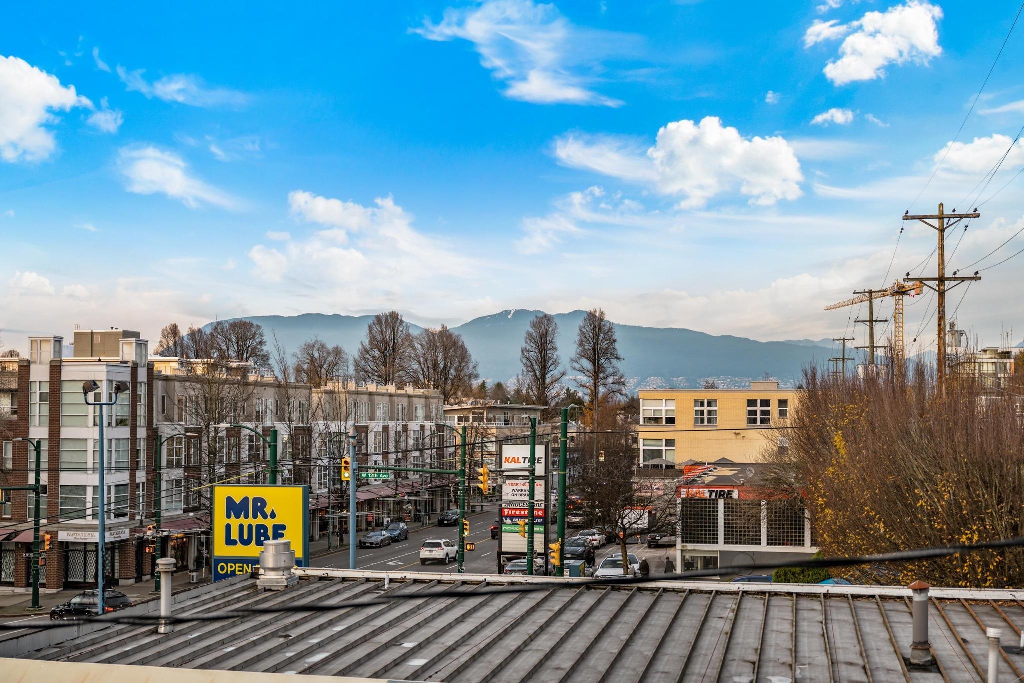 302 2888 ARBUTUS STREET Unit: 302