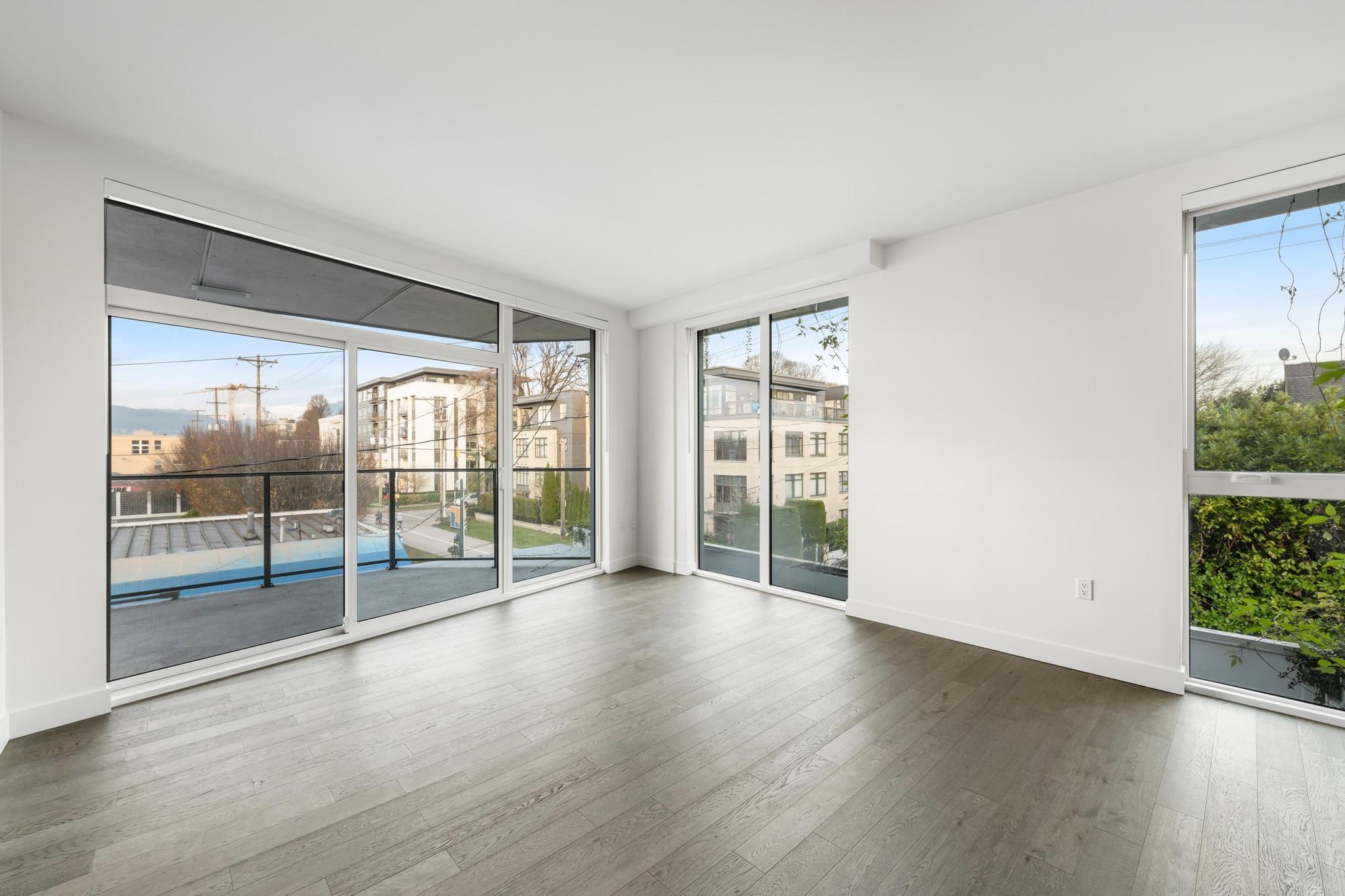 302 2888 ARBUTUS STREET Unit: 302