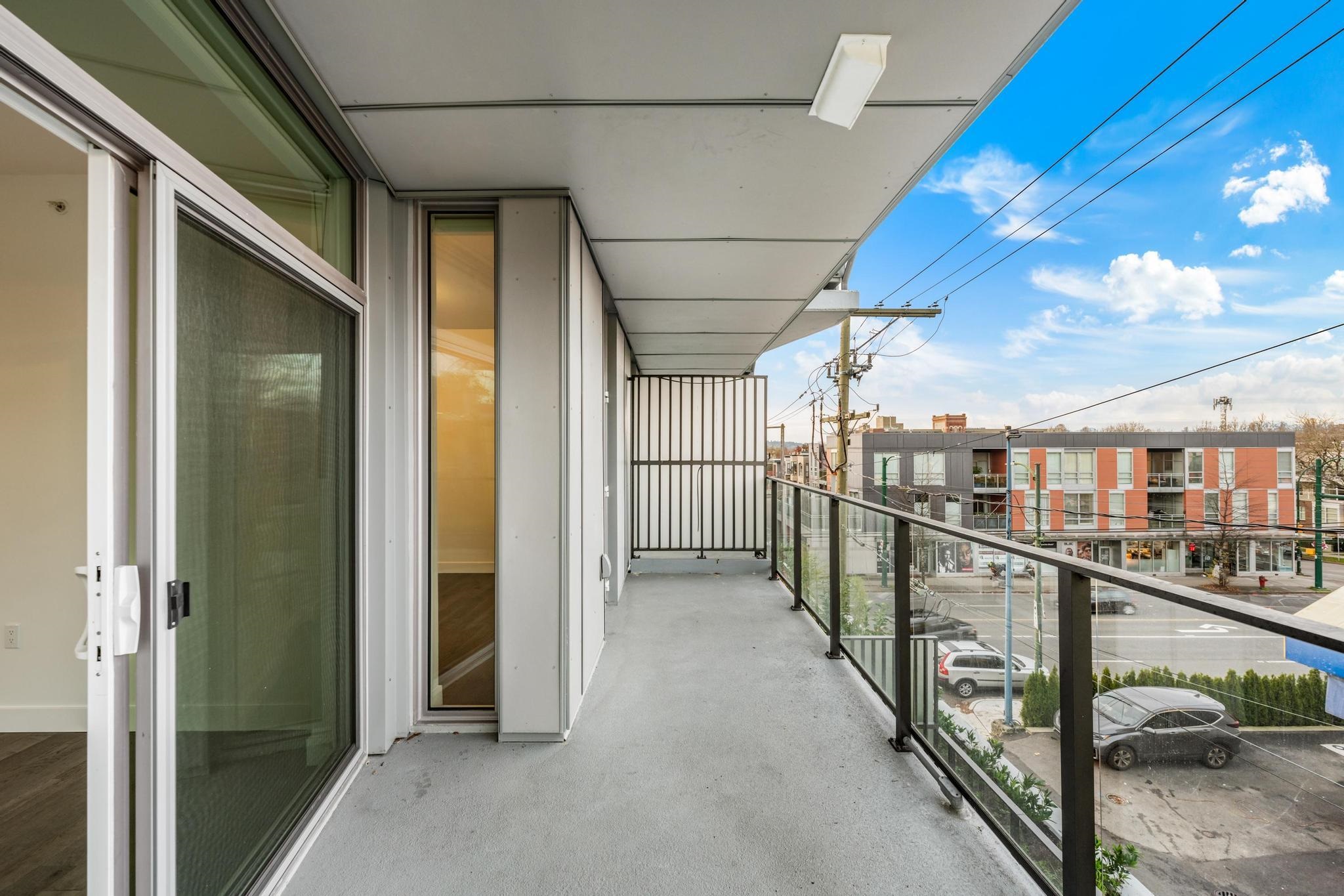 302 2888 ARBUTUS STREET Unit: 302