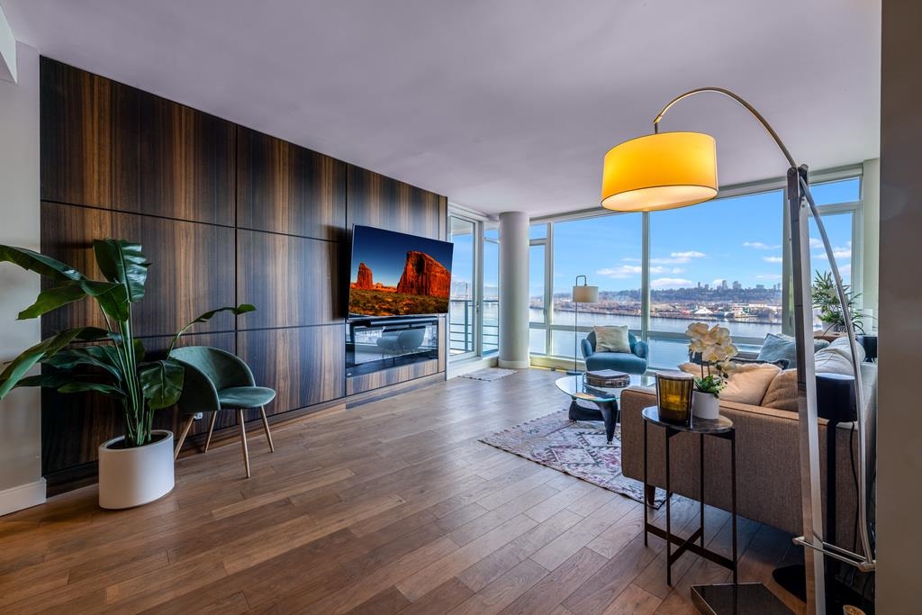 1406 210 SALTER STREET Unit: 1406