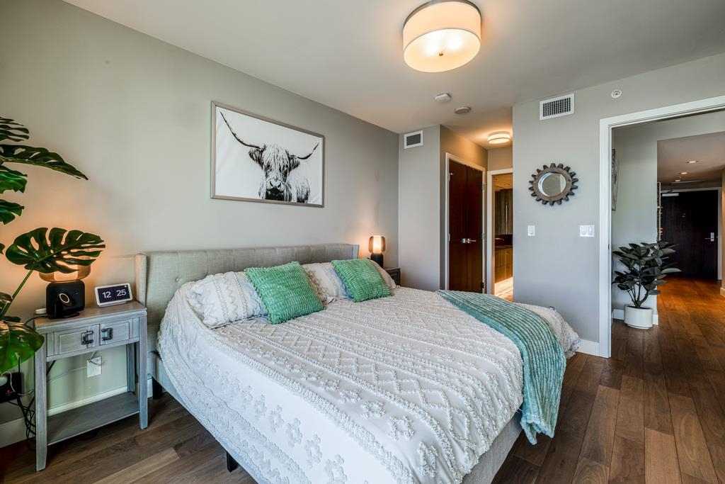 1406 210 SALTER STREET Unit: 1406