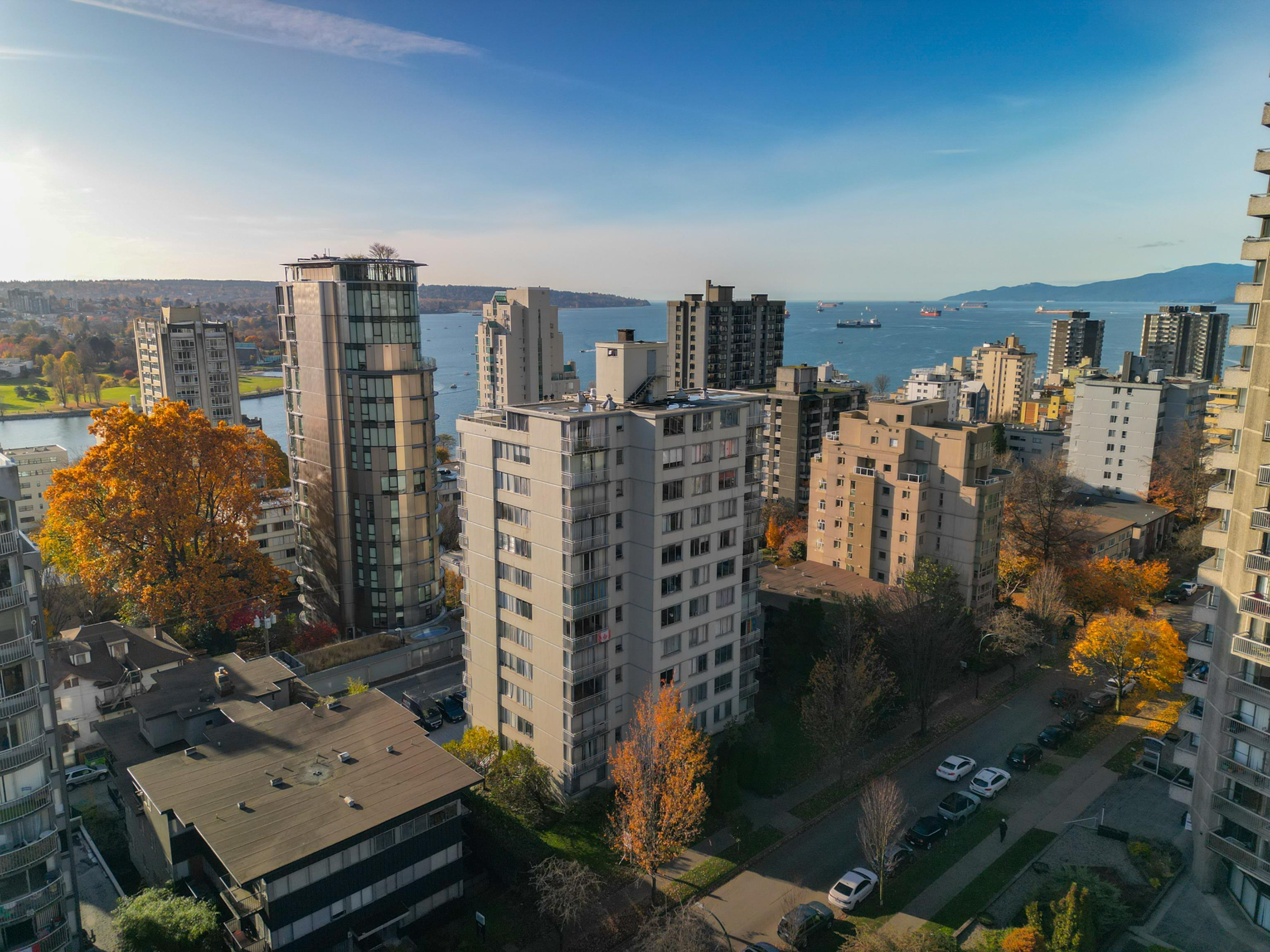 901 1250 BURNABY STREET Unit: 901
