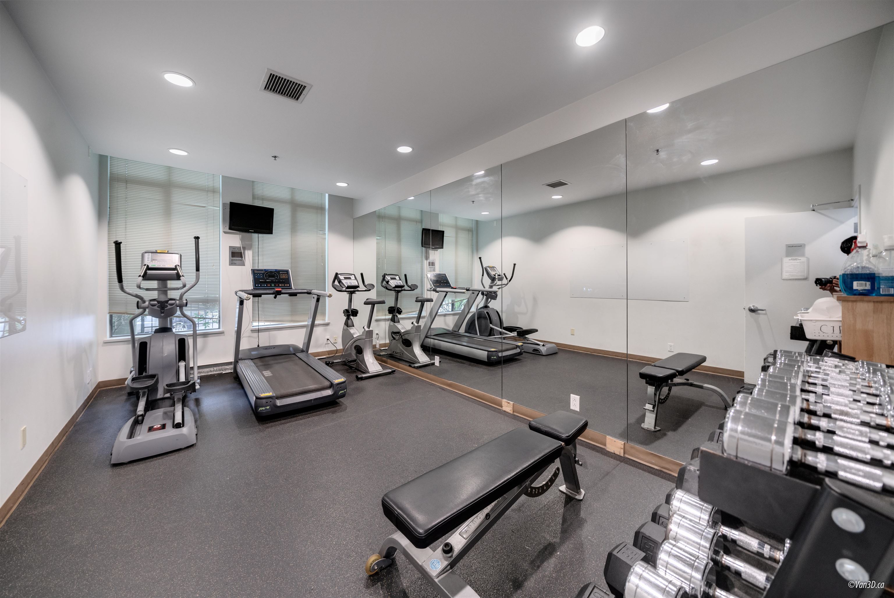 312 3660 VANNESS AVENUE Unit: 312