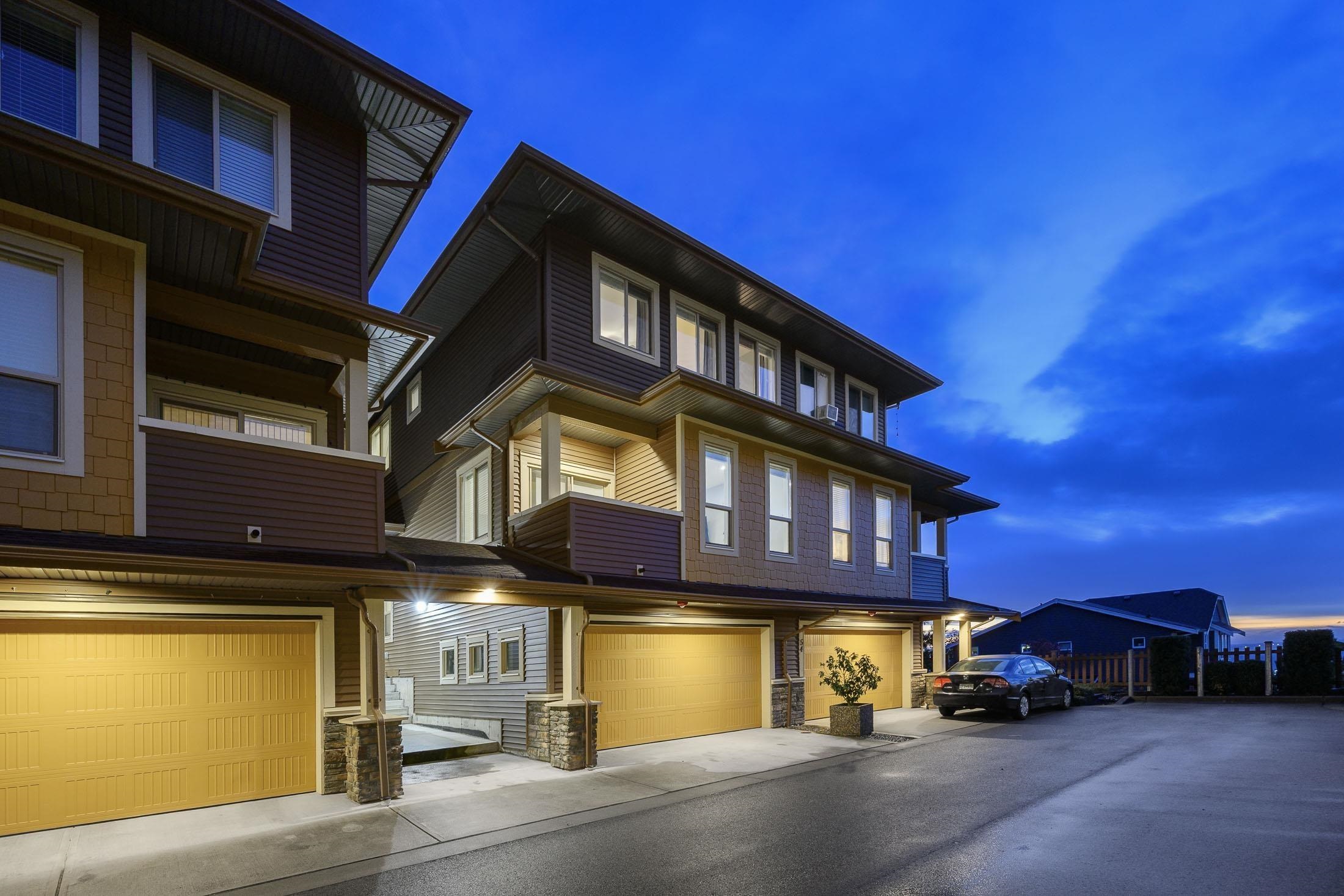 53 10480 248 STREET Unit: 53