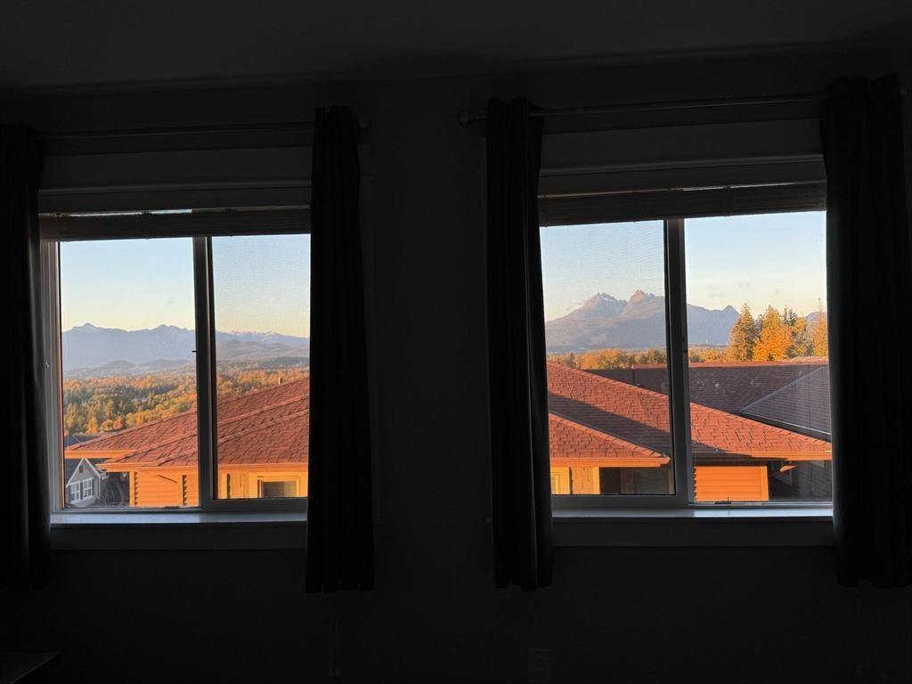 53 10480 248 STREET Unit: 53