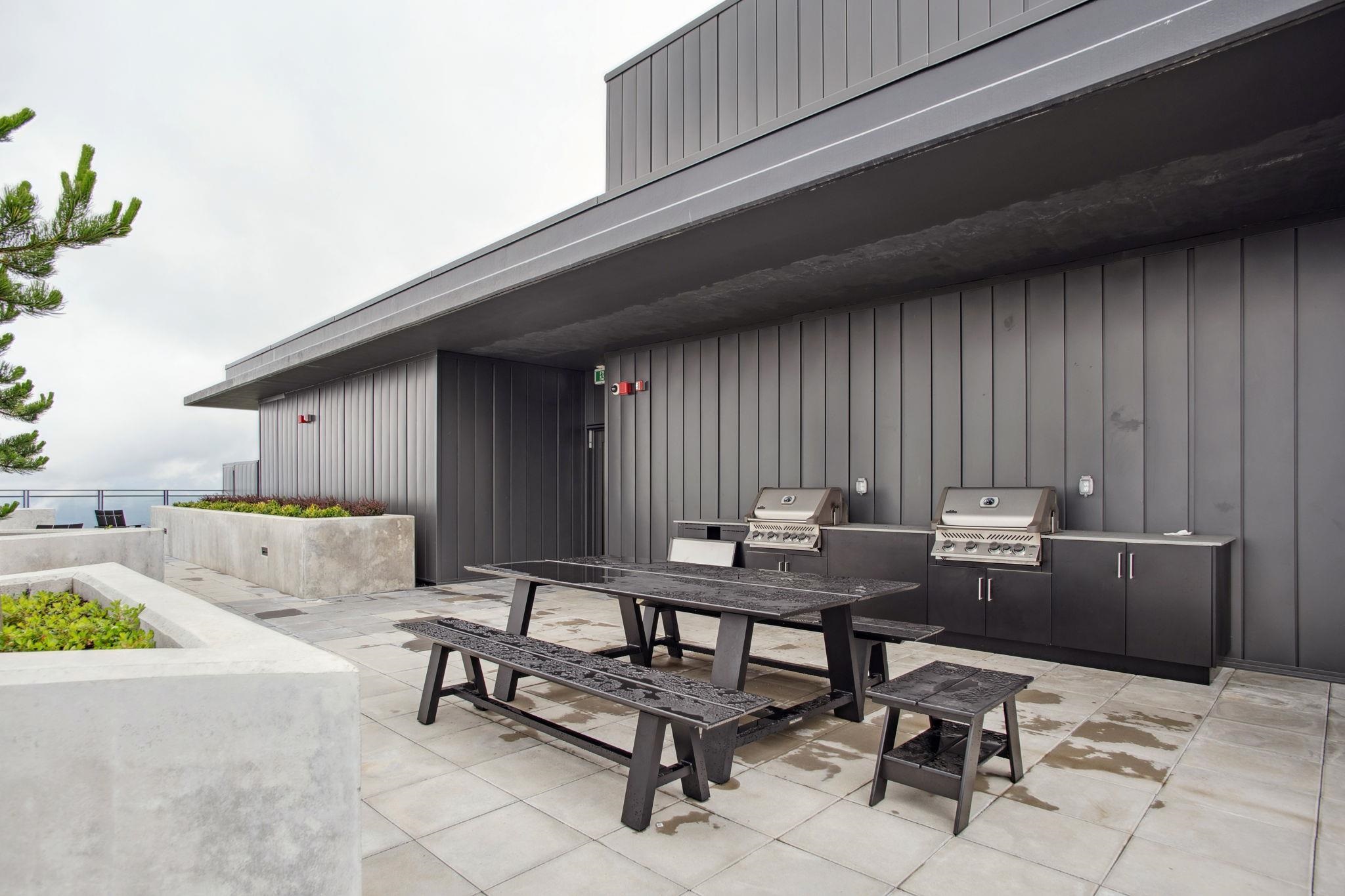 711 8750 UNIVERSITY CRESCENT Unit: 711