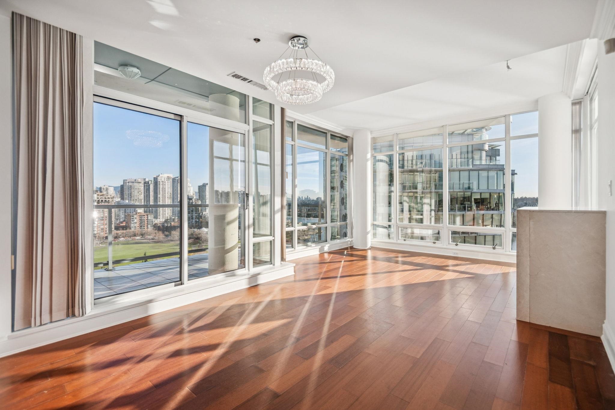 1903 1515 HOMER MEWS Unit: 1903