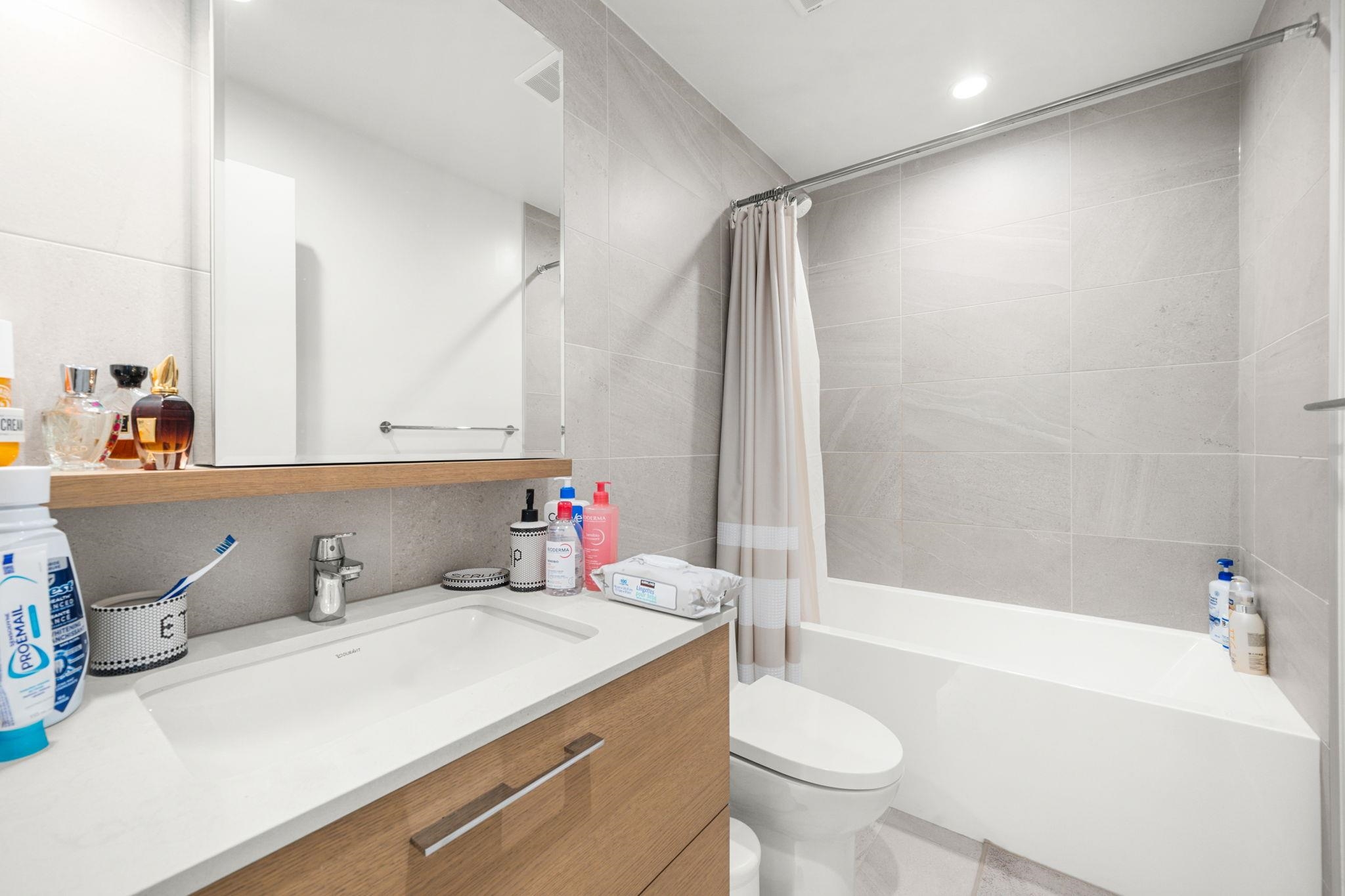 2607 2181 MADISON AVENUE Unit: 2607