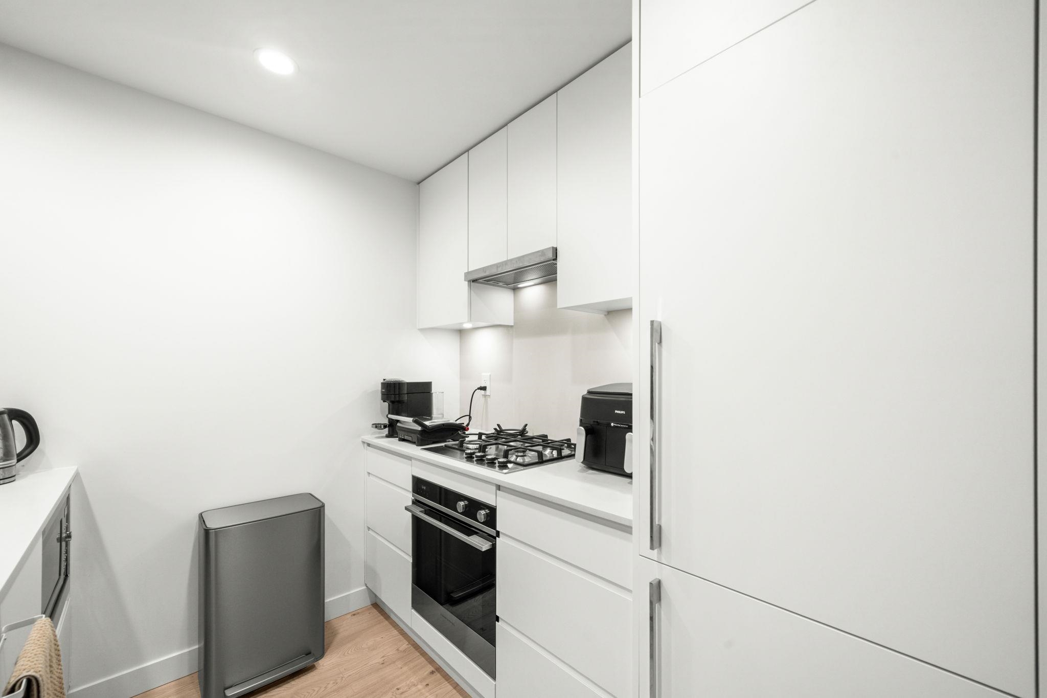 2607 2181 MADISON AVENUE Unit: 2607