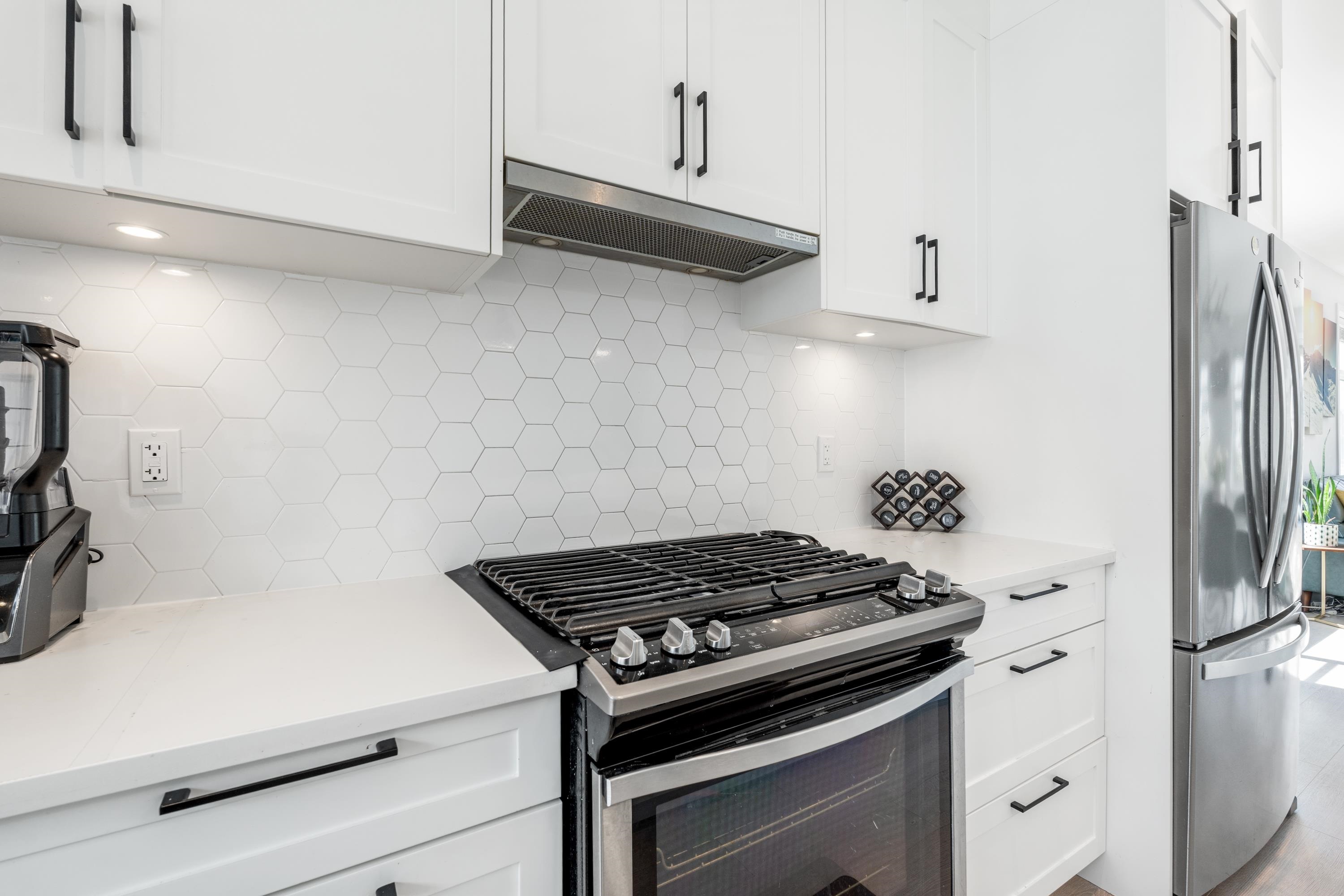 52 7127 193A STREET Unit: 52