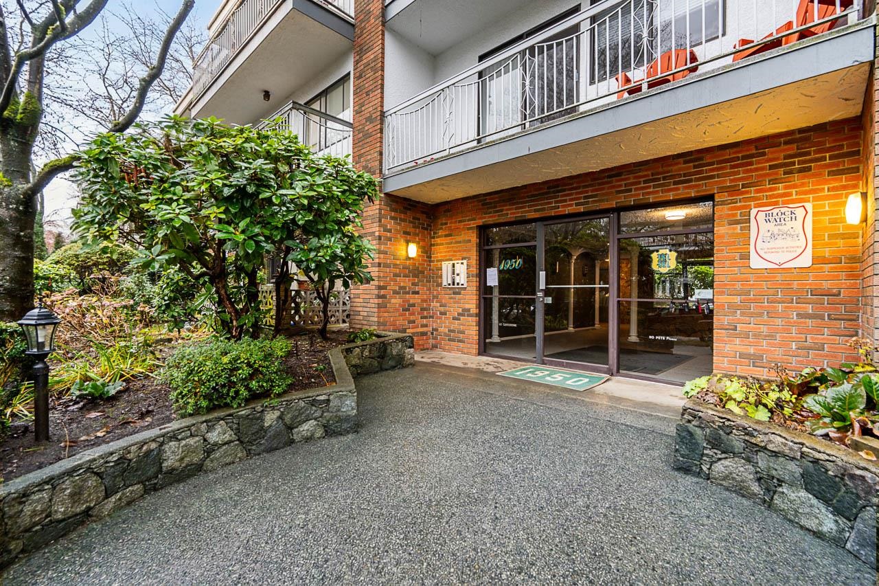 114 1950 W 8TH AVENUE Unit: 114