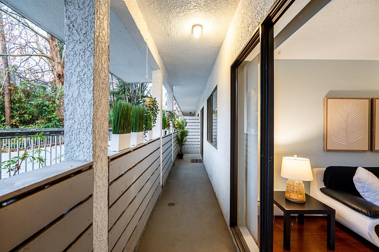 114 1950 W 8TH AVENUE Unit: 114