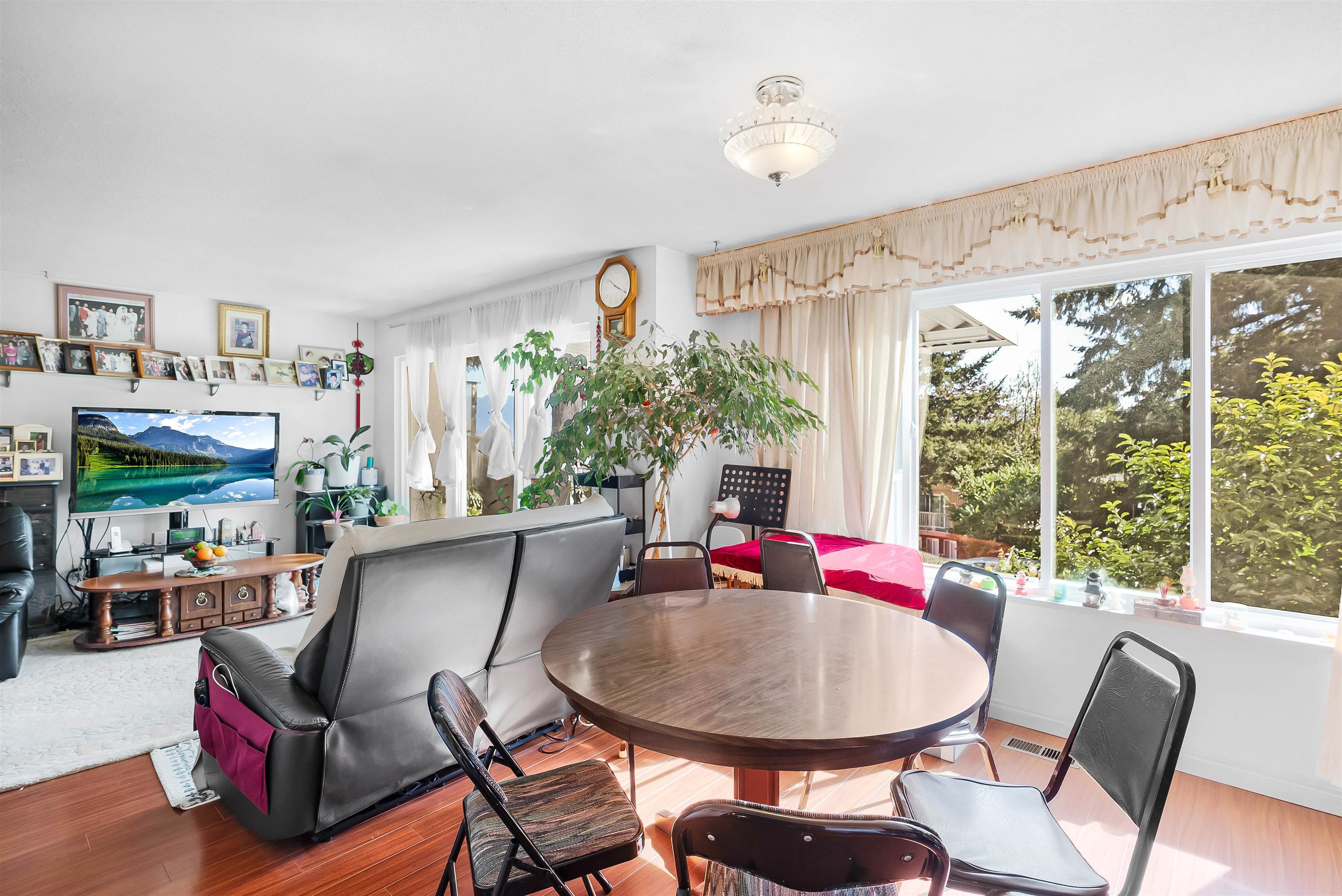 45 N STRATFORD AVENUE