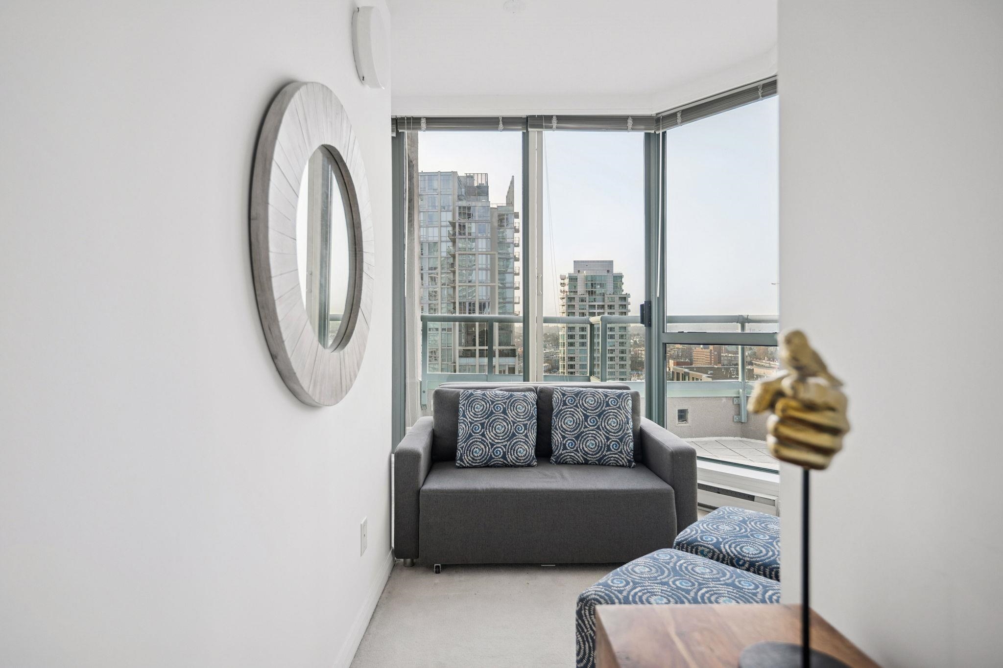 PH 3-4 1383 HOWE STREET Unit: PH 3-4
