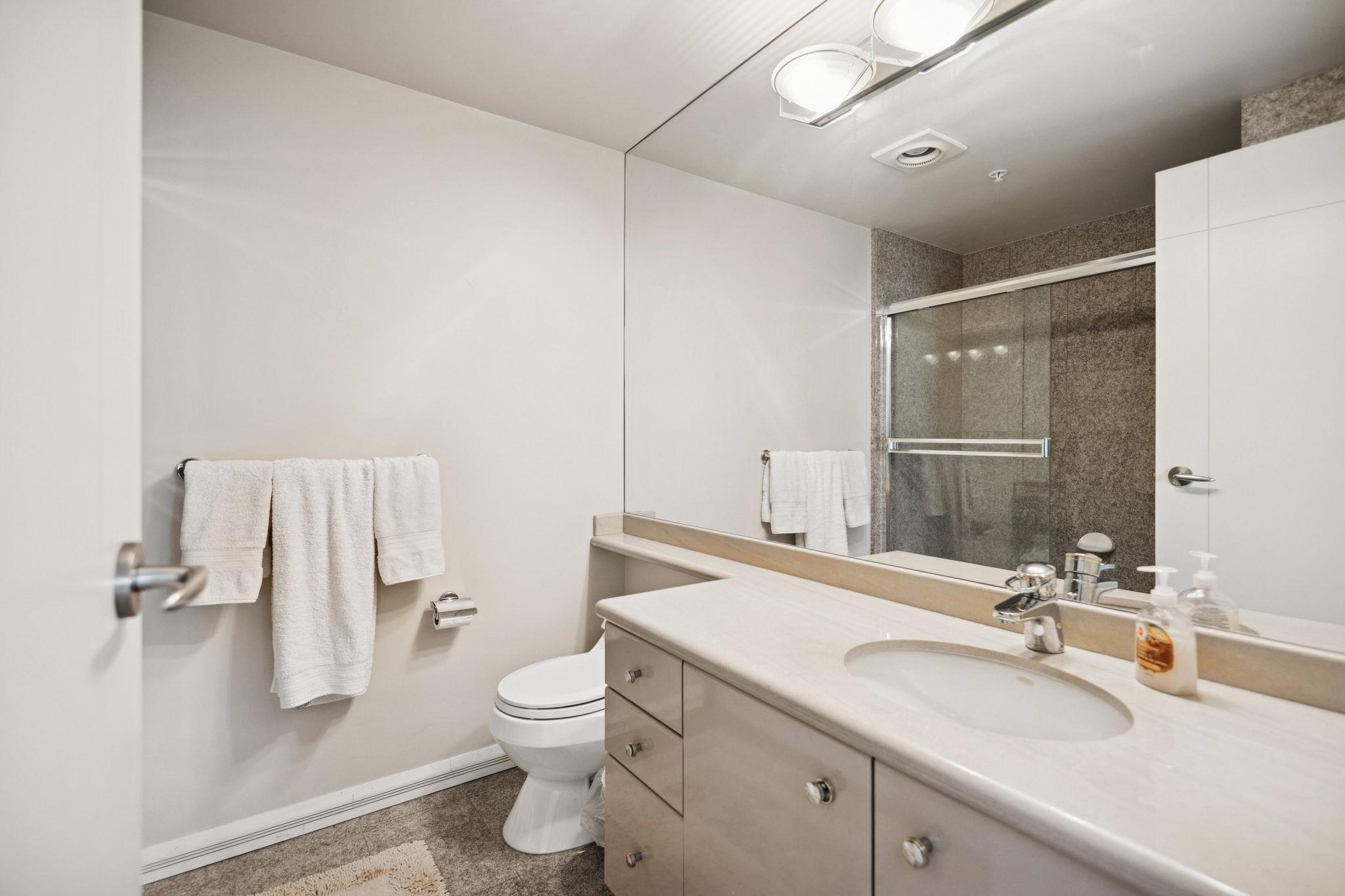 PH 3-4 1383 HOWE STREET Unit: PH 3-4