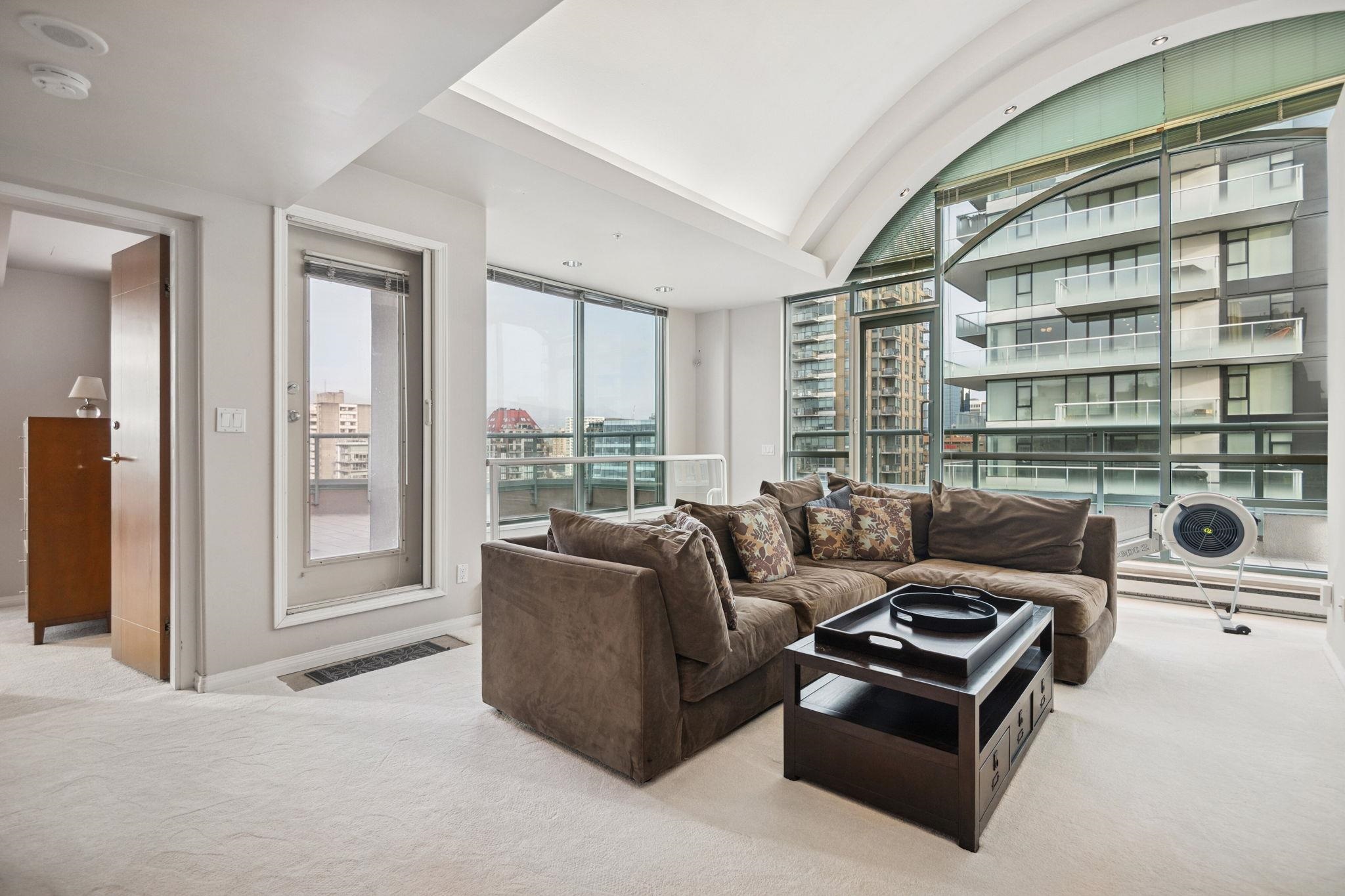 PH 3-4 1383 HOWE STREET Unit: PH 3-4