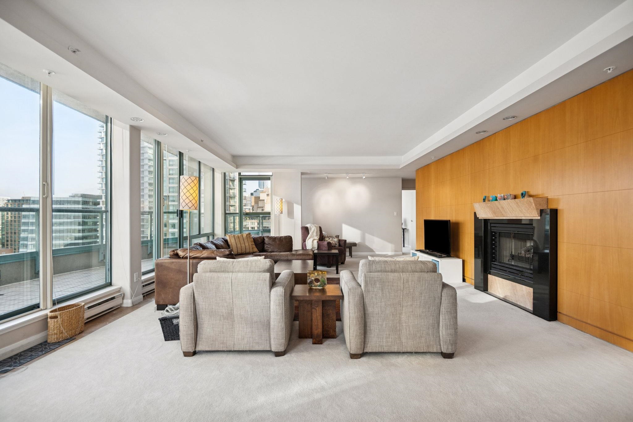 PH 3-4 1383 HOWE STREET Unit: PH 3-4