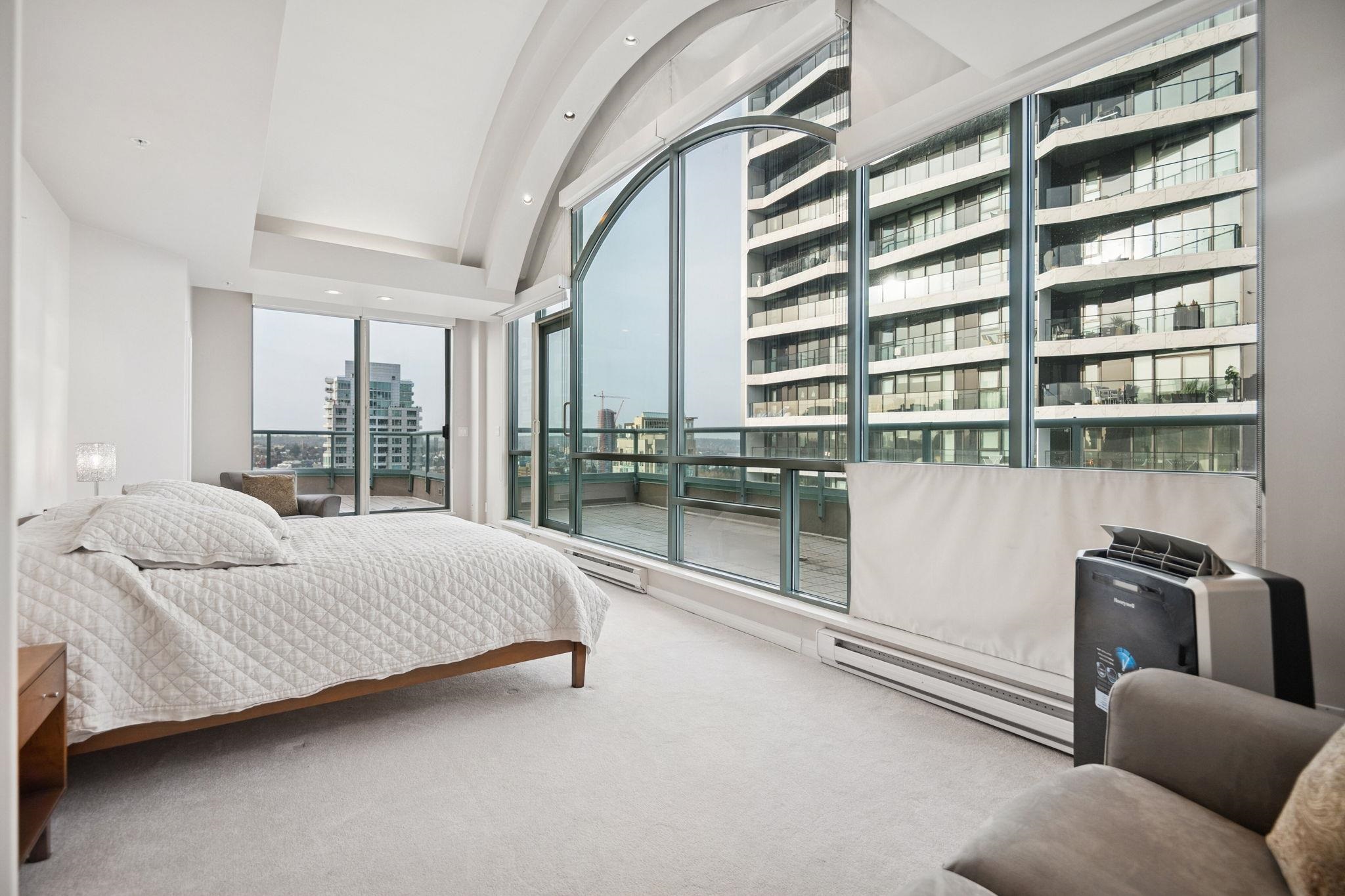 PH 3-4 1383 HOWE STREET Unit: PH 3-4