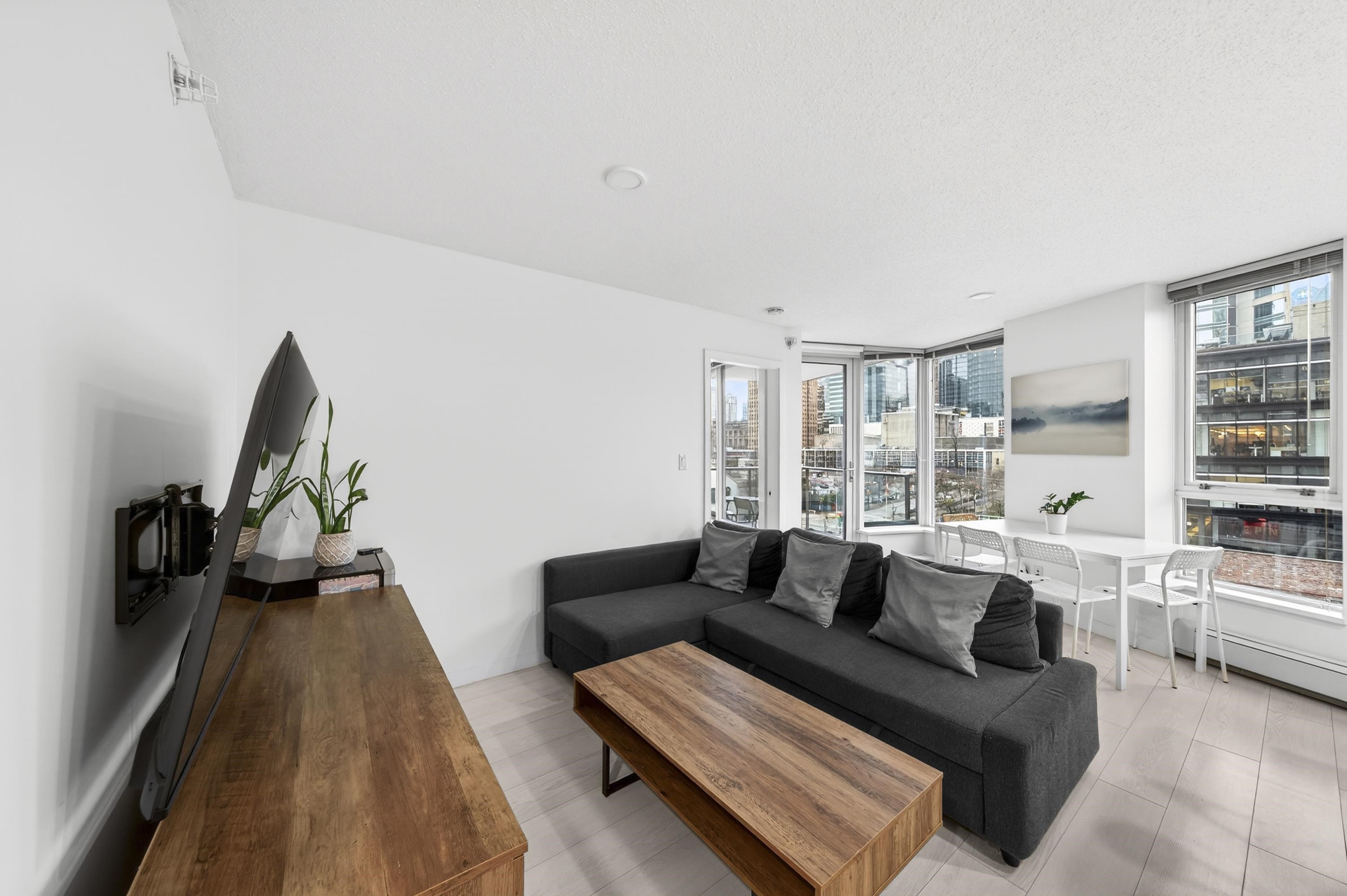 1202 188 KEEFER PLACE Unit: 1202