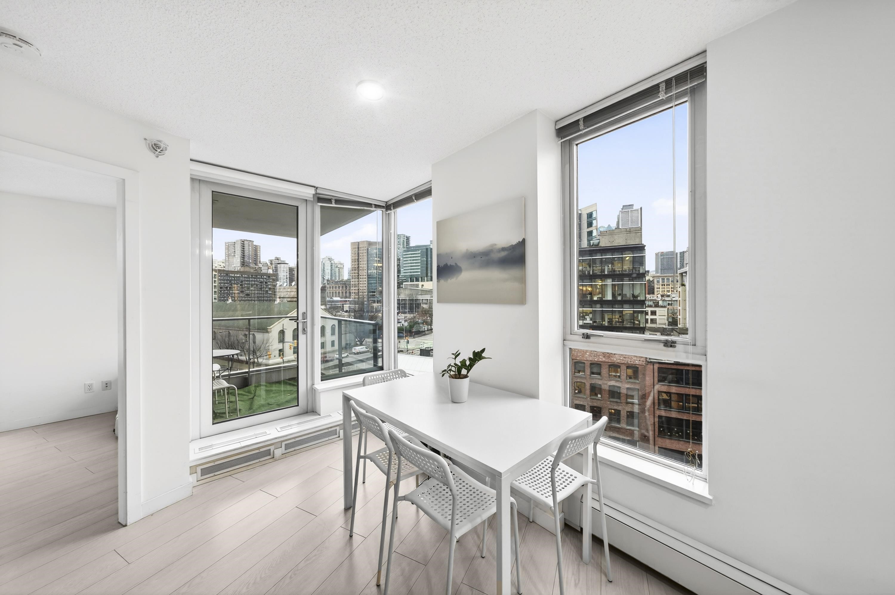 1202 188 KEEFER PLACE Unit: 1202