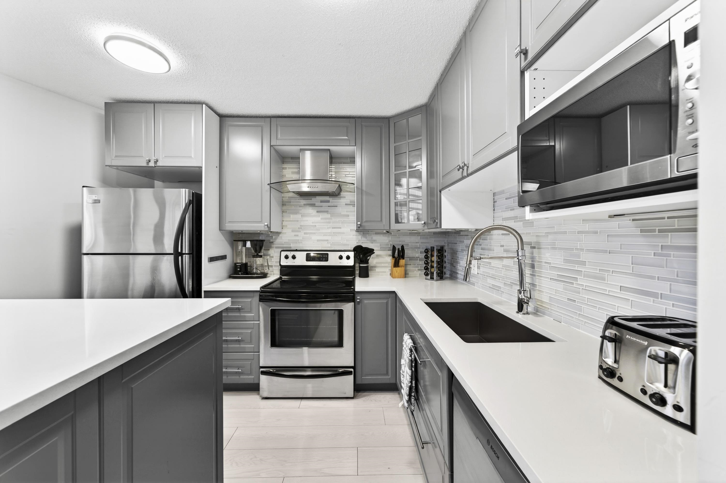 1202 188 KEEFER PLACE Unit: 1202