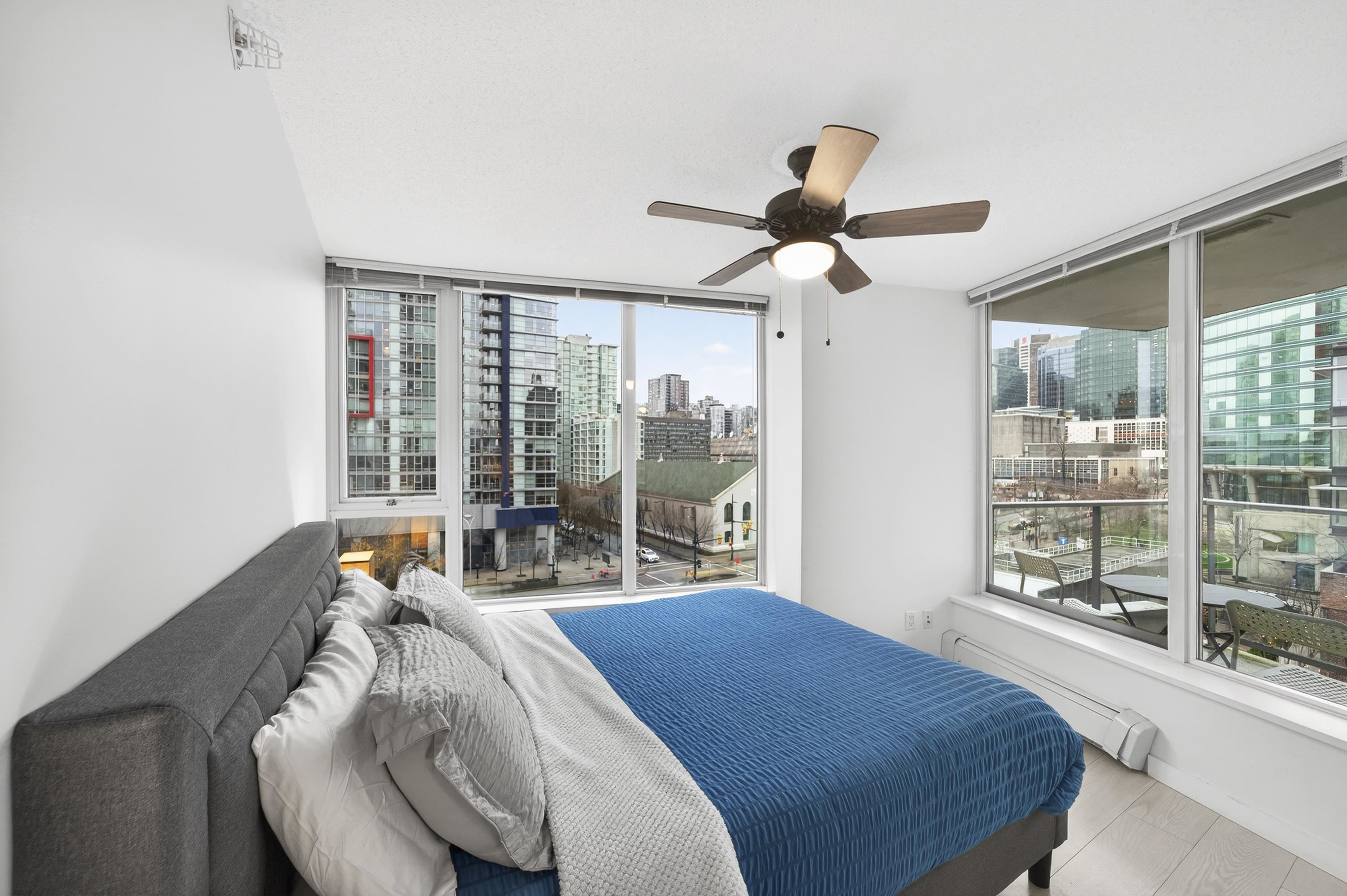 1202 188 KEEFER PLACE Unit: 1202