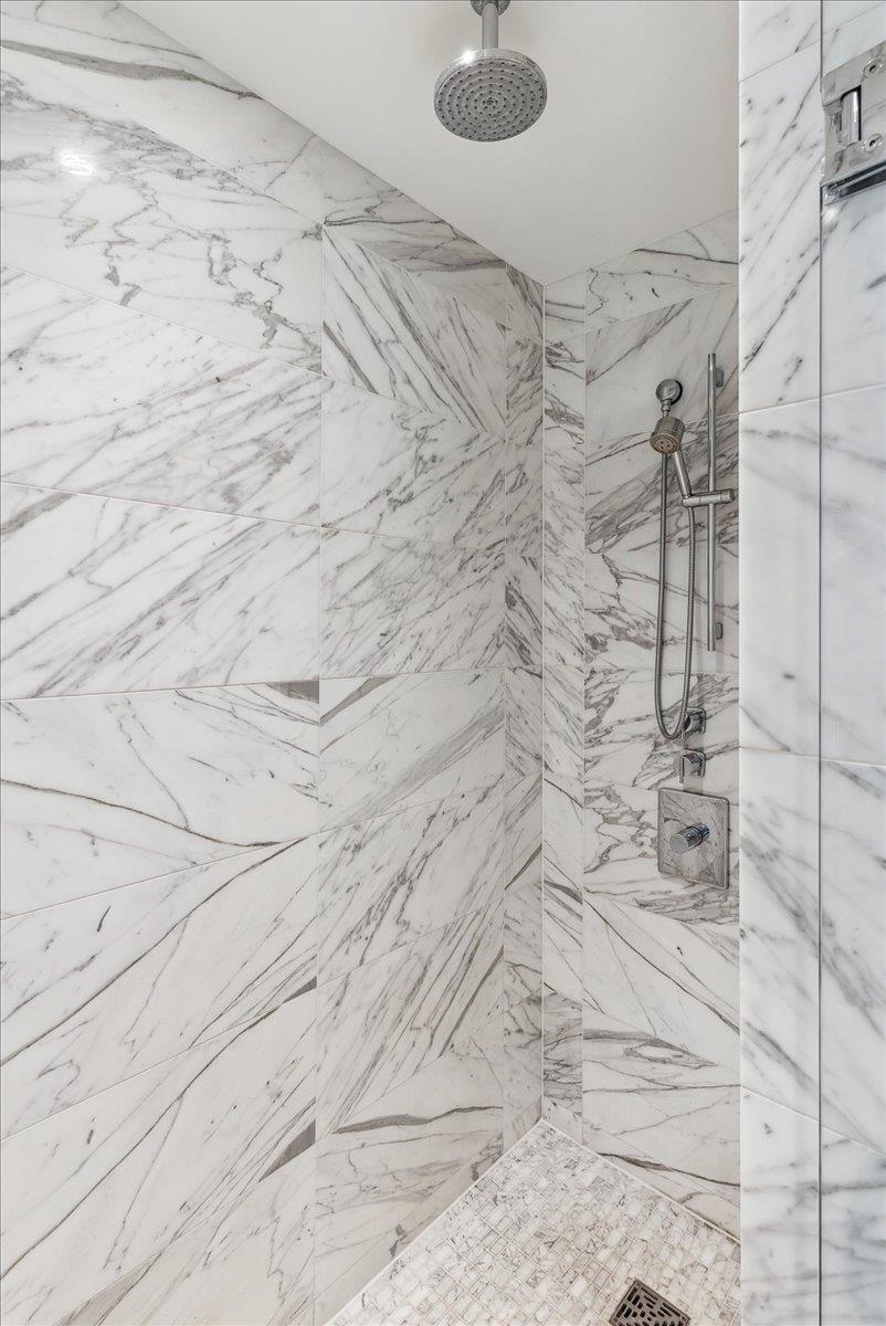 402 1477 W PENDER STREET Unit: 402