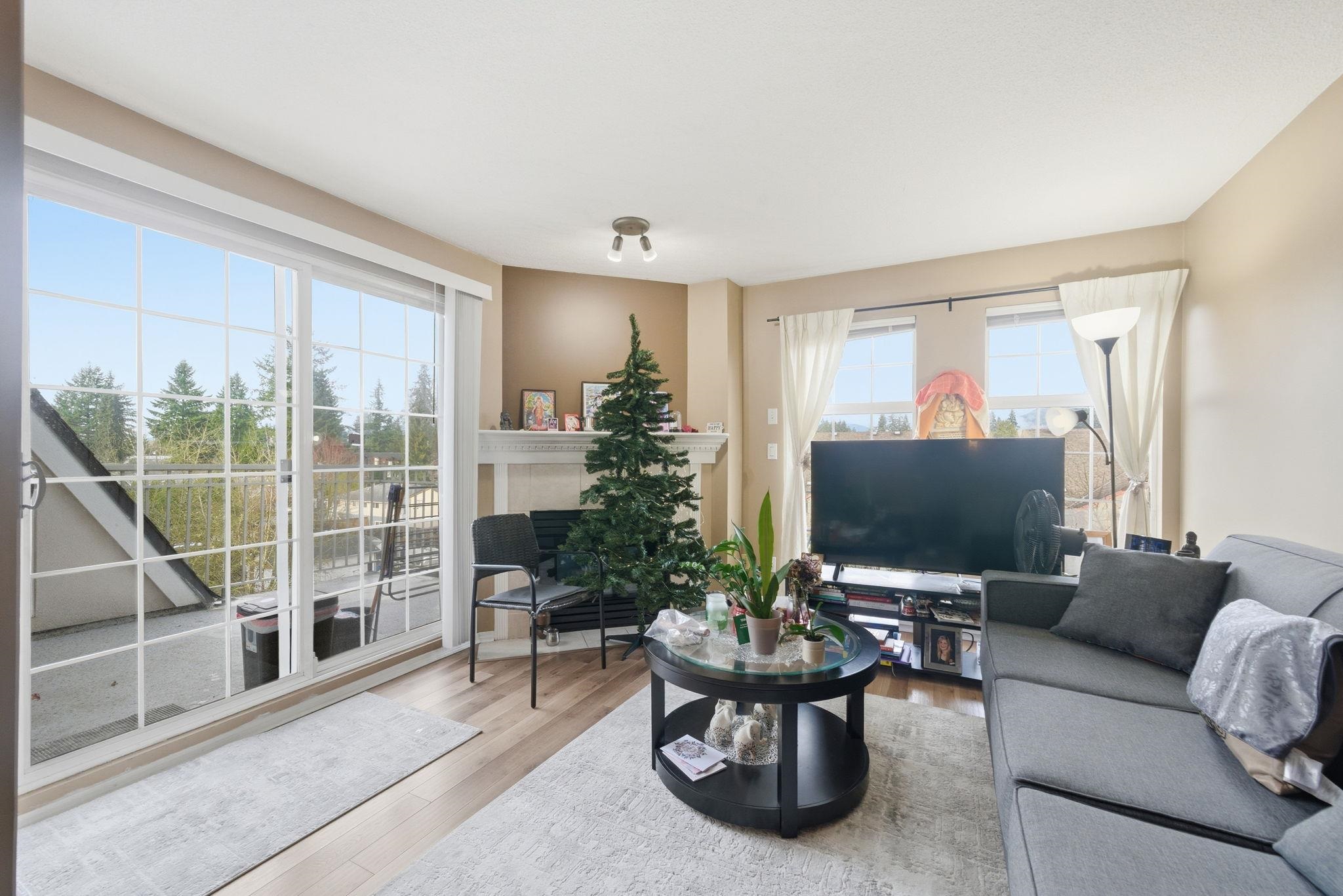 404 1655 GRANT AVENUE Unit: 404