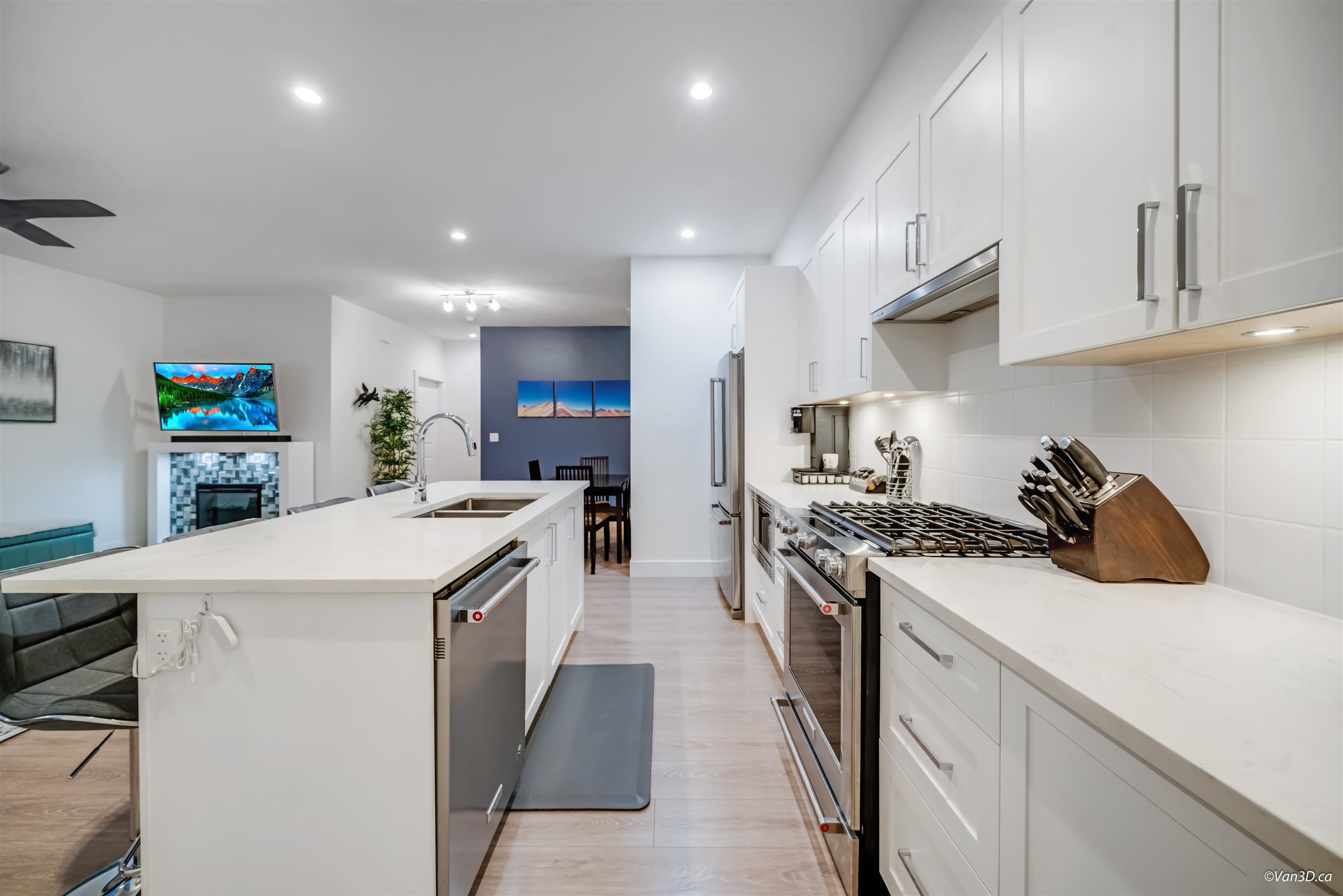 117 16433 19 AVENUE Unit: 117