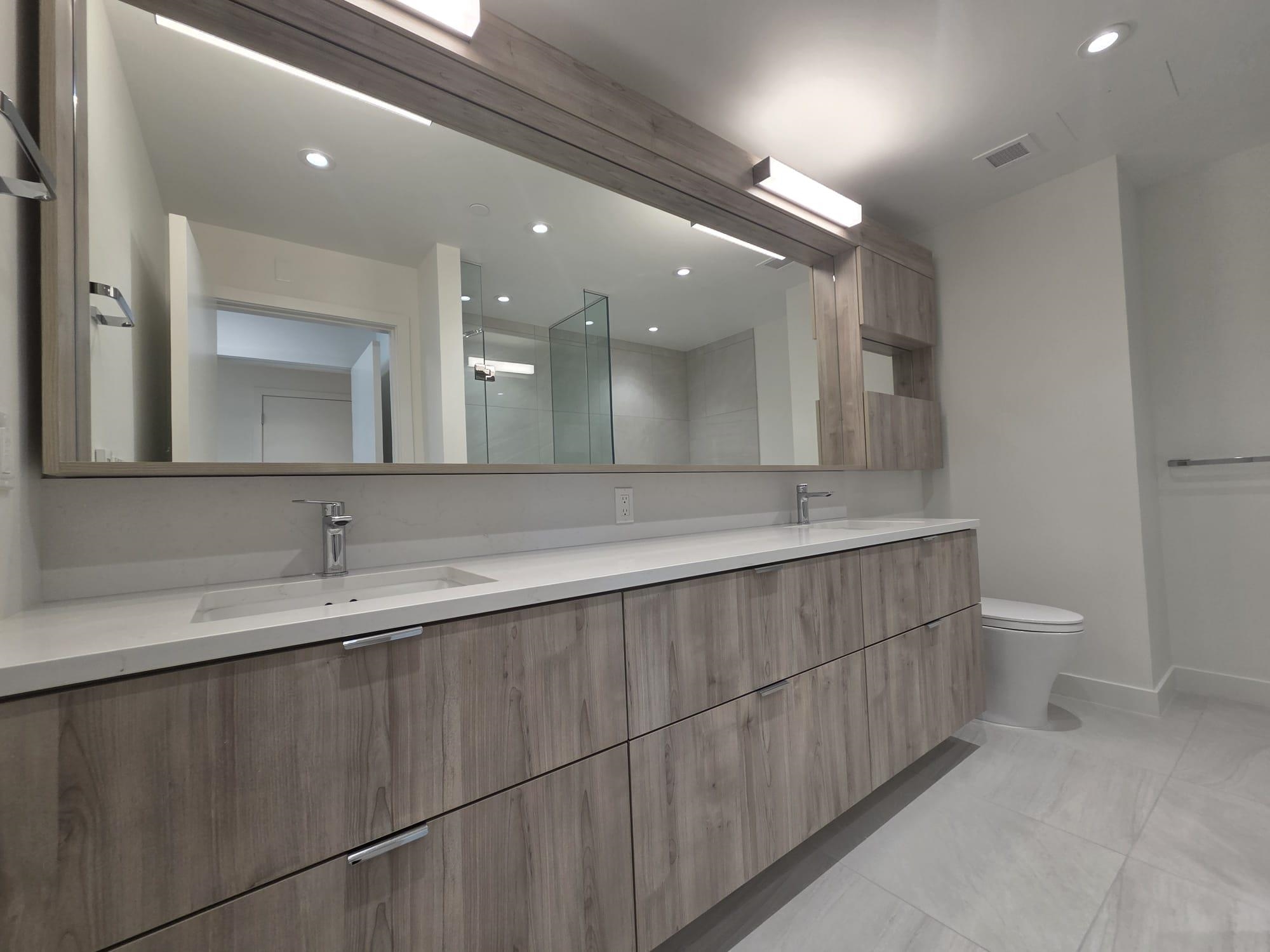 322 755 HARBOURSIDE DRIVE Unit: 322