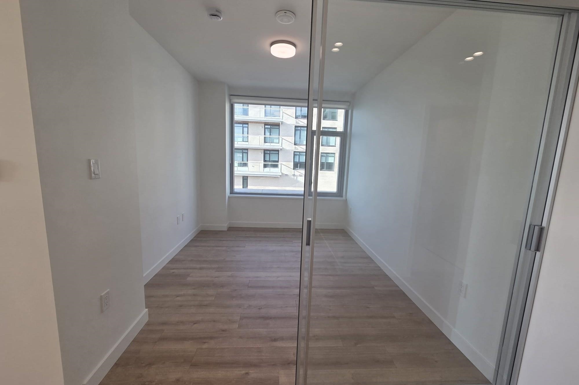 322 755 HARBOURSIDE DRIVE Unit: 322