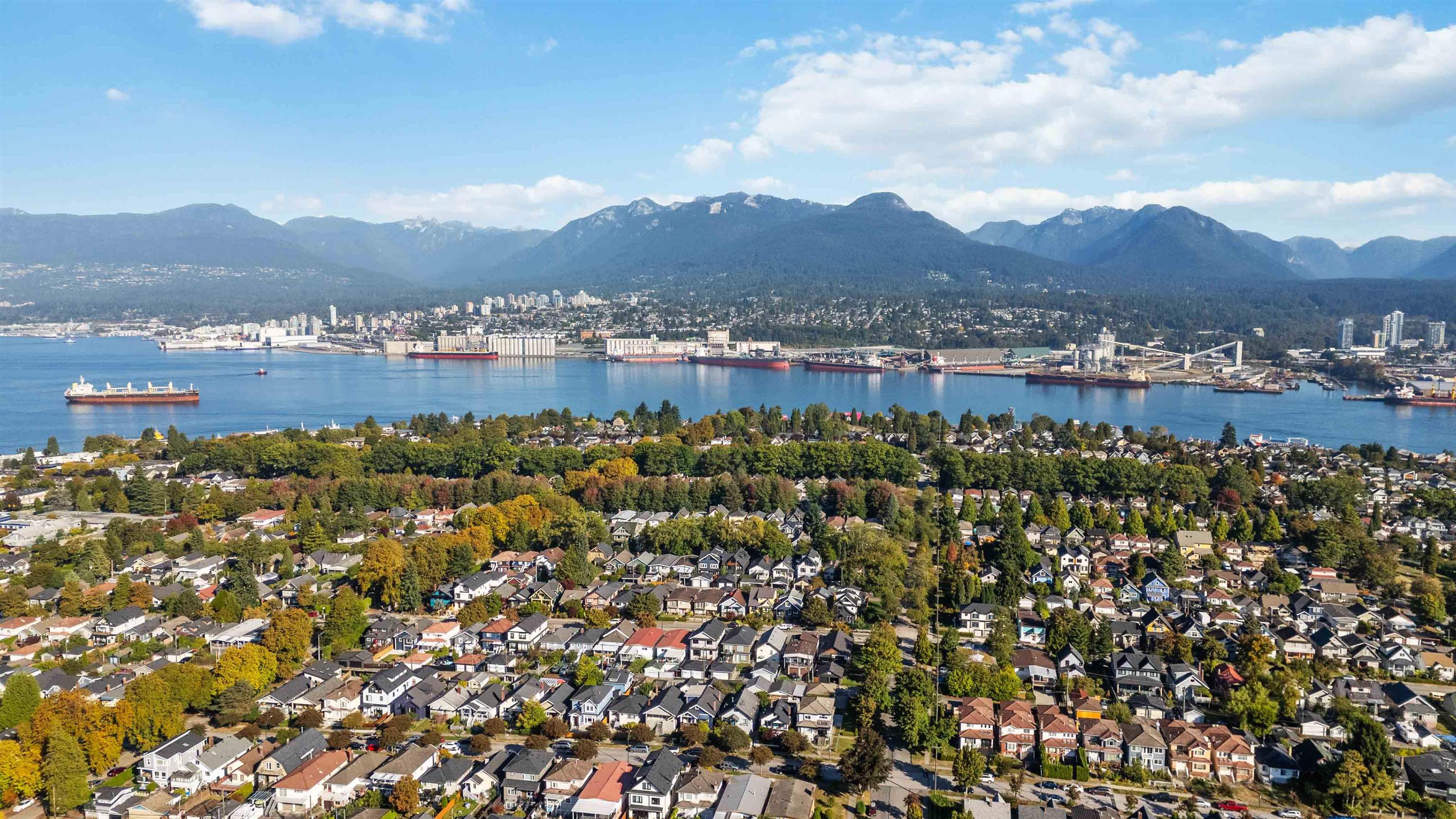 1 2658 DUNDAS STREET Unit: 1