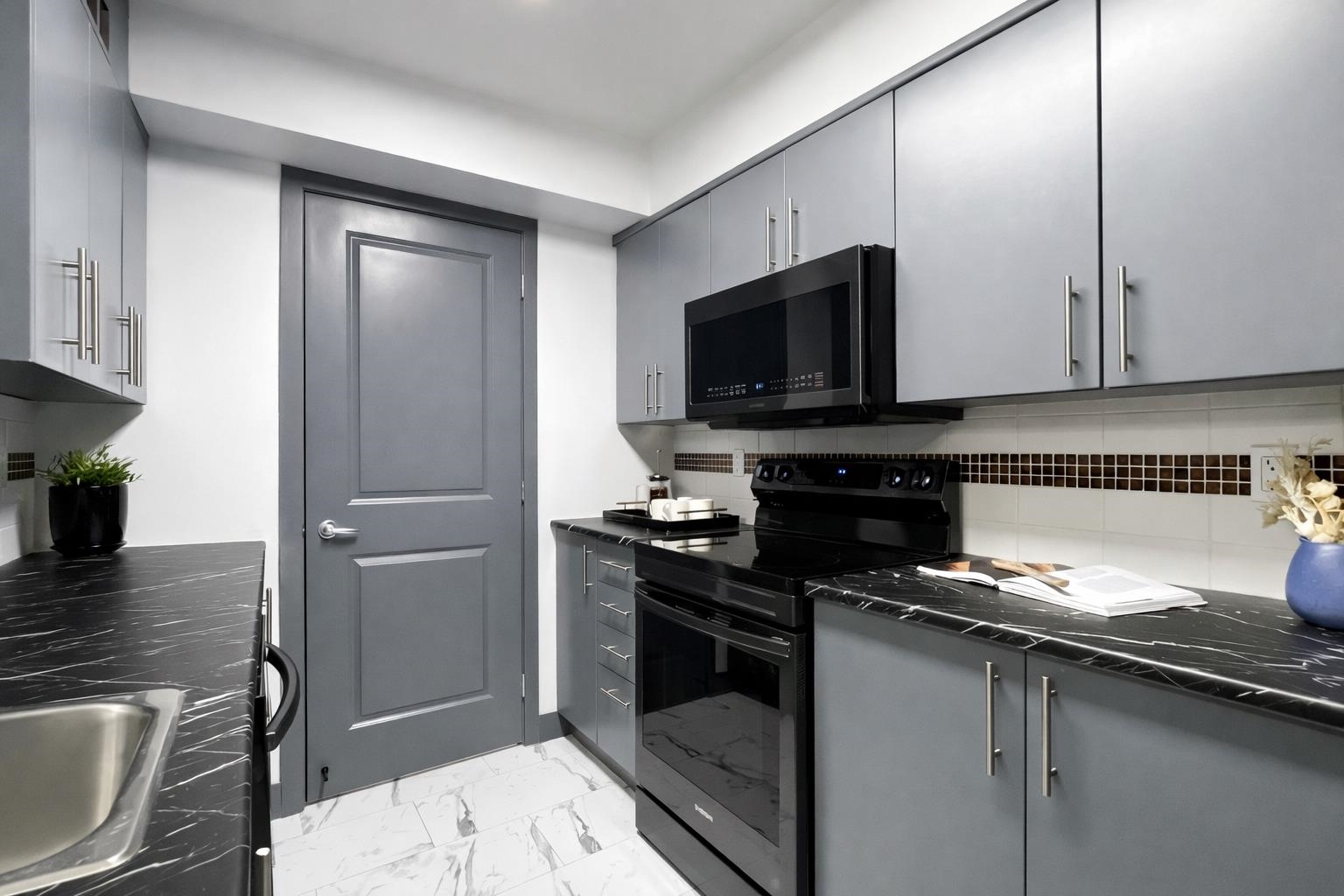 319 12488 224 STREET Unit: 319