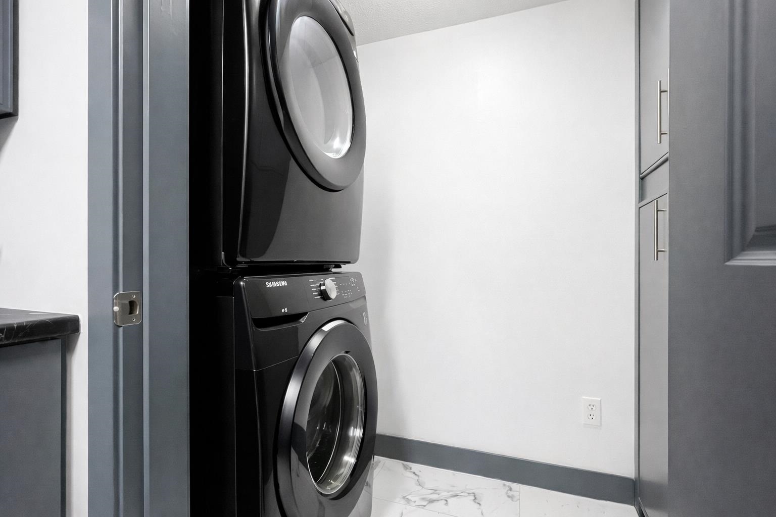 319 12488 224 STREET Unit: 319