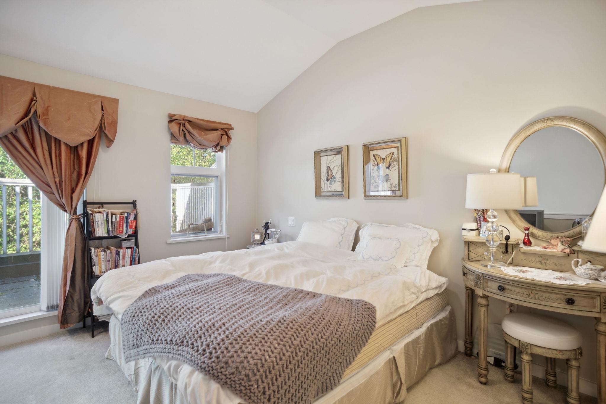 7411 COLUMBIA STREET