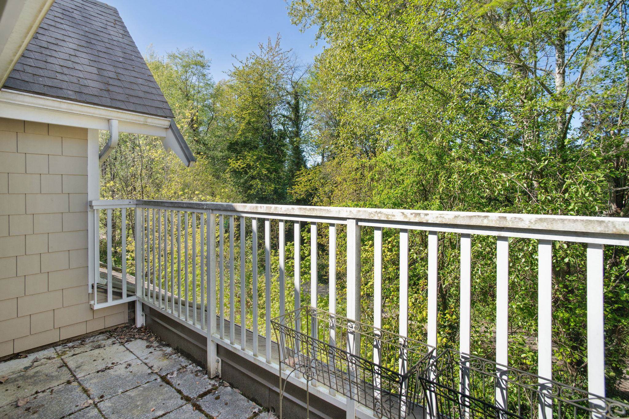 7411 COLUMBIA STREET