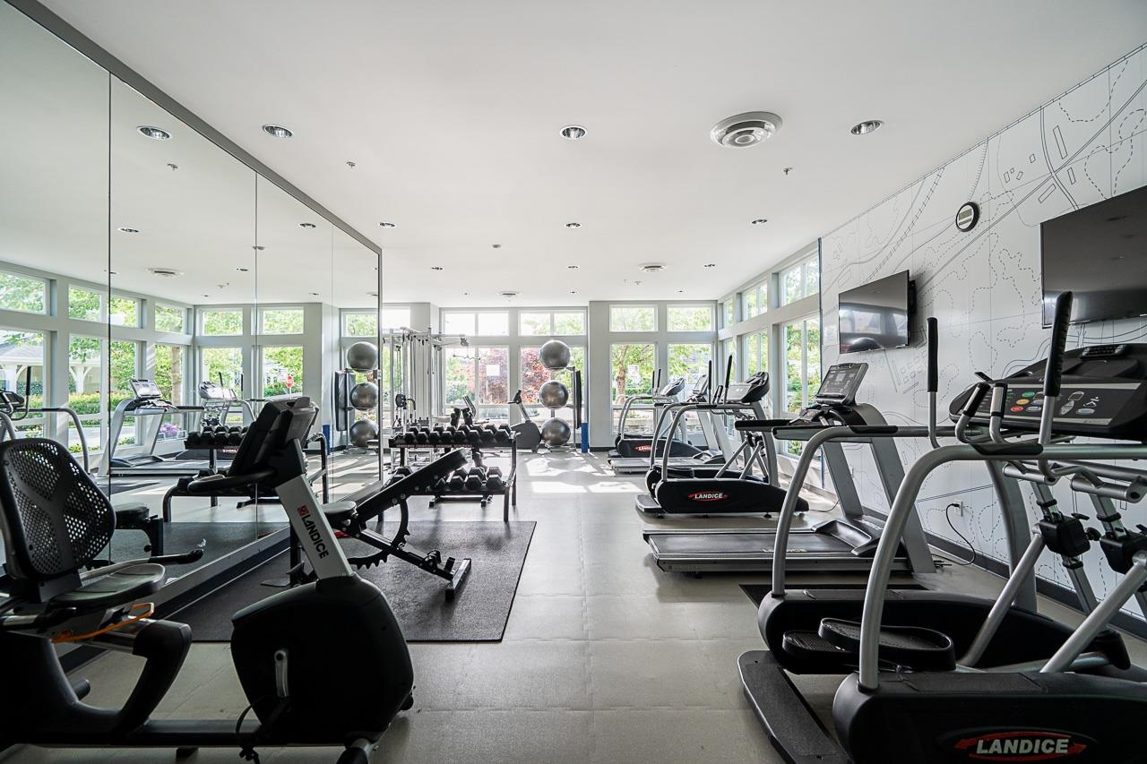 121 5551 ADMIRAL WAY Unit: 121