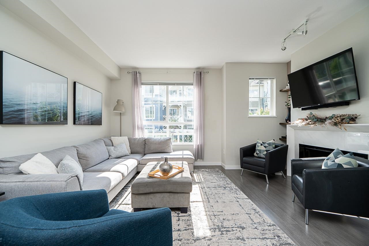 121 5551 ADMIRAL WAY Unit: 121