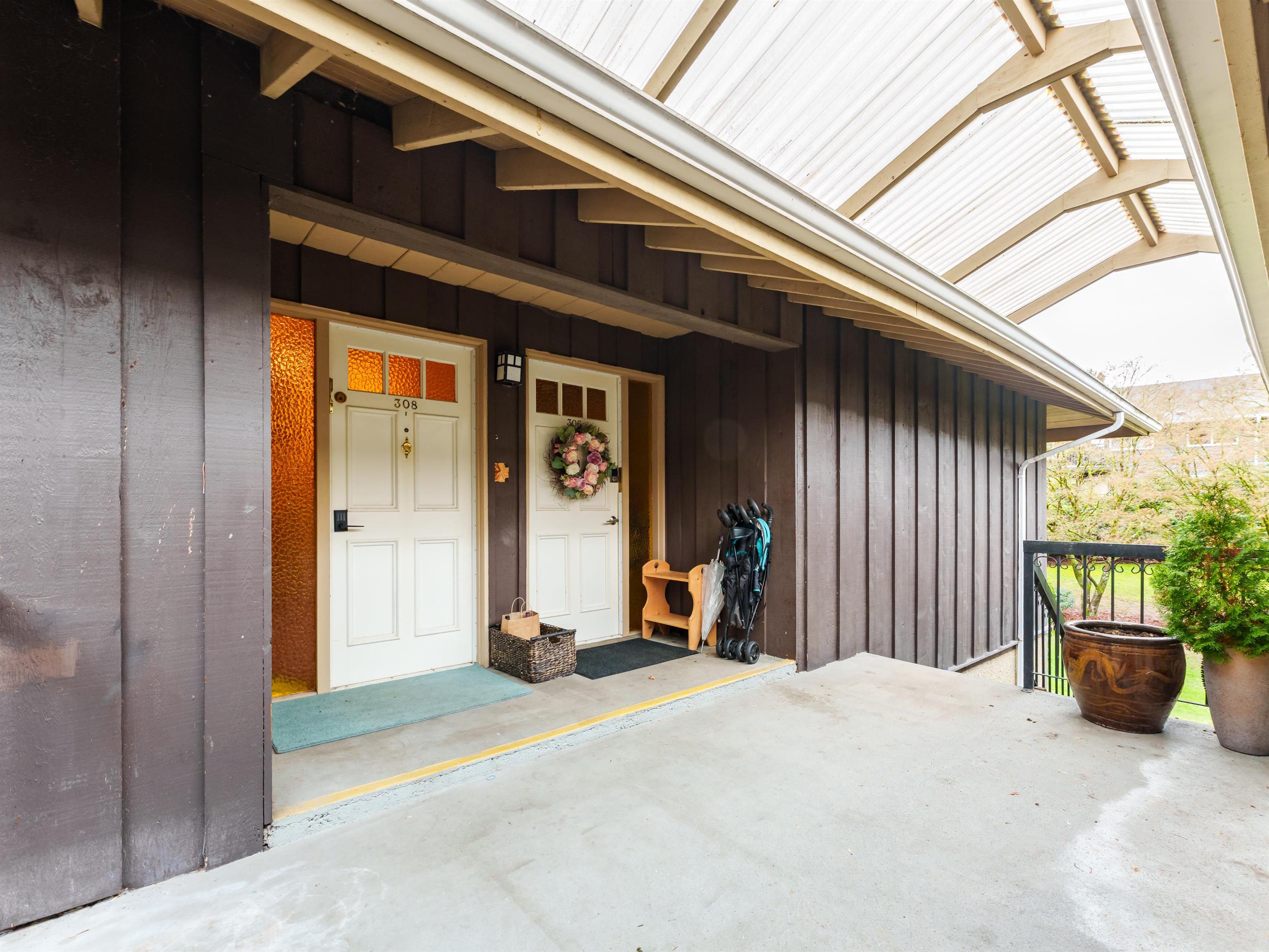 308 555 W 28TH STREET Unit: 308