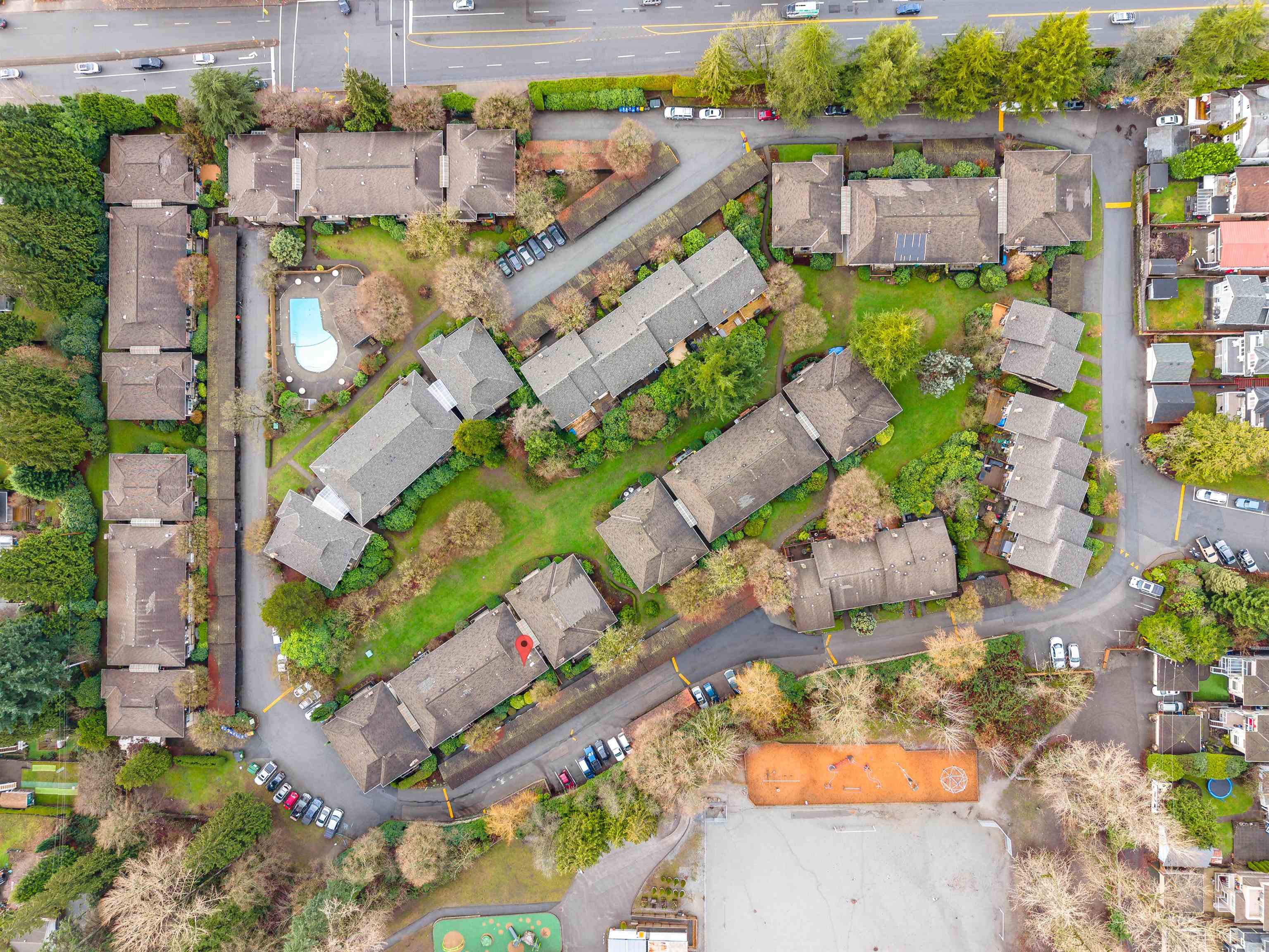 308 555 W 28TH STREET Unit: 308