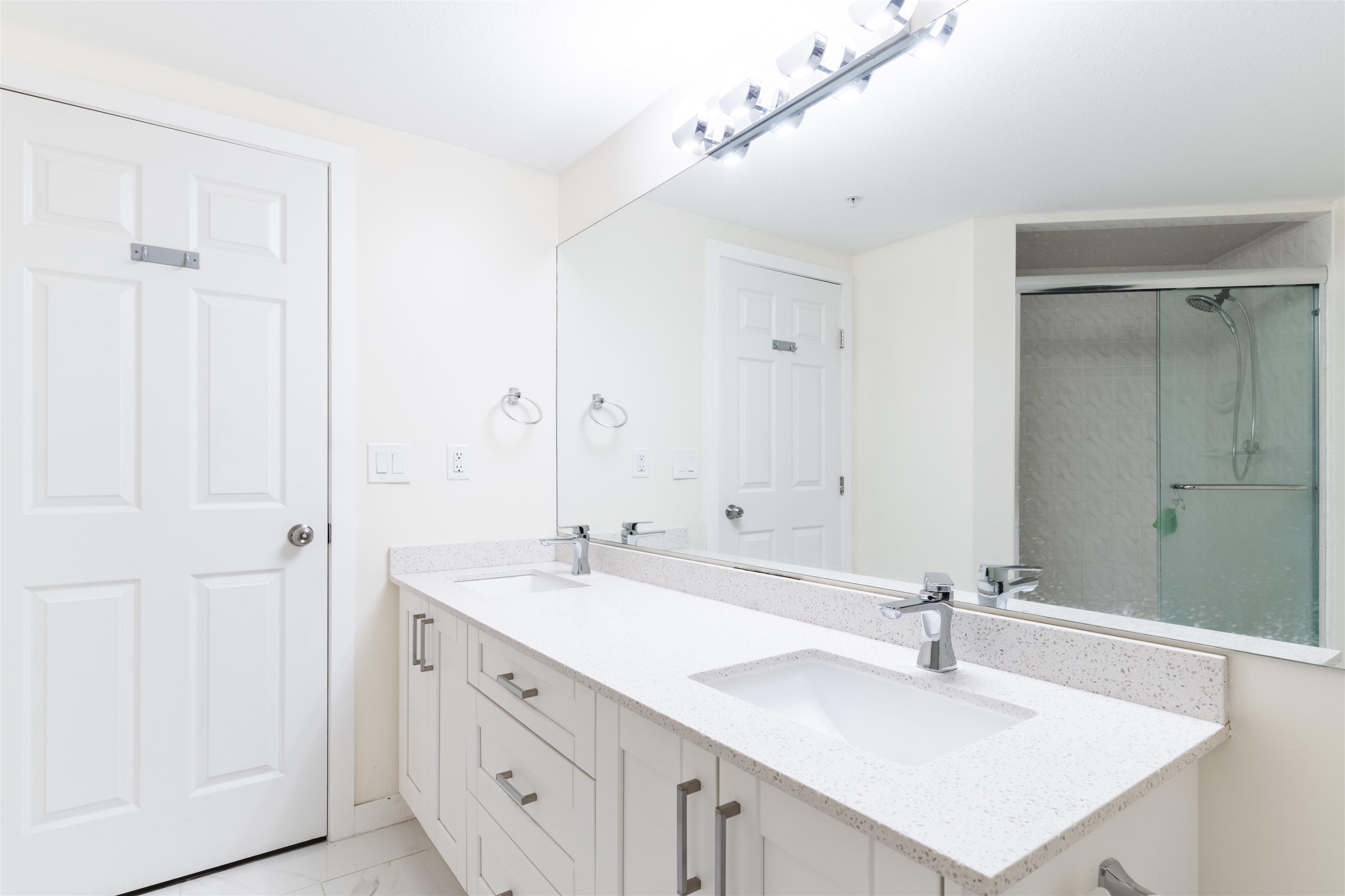 218 7161 121 STREET Unit: 218