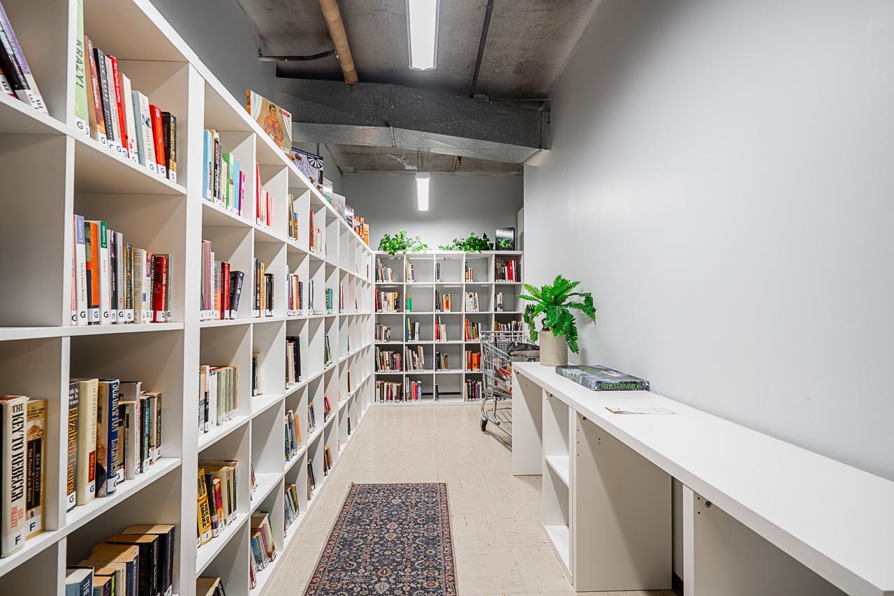 507 2020 FULLERTON AVENUE Unit: 507