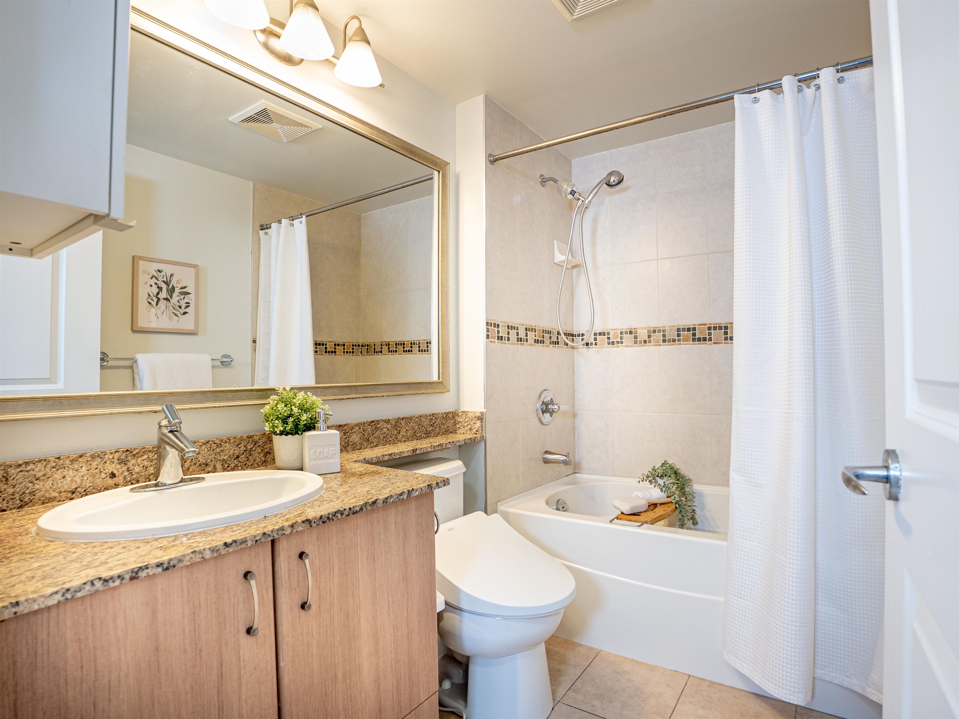 1205 898 CARNARVON STREET Unit: 1205