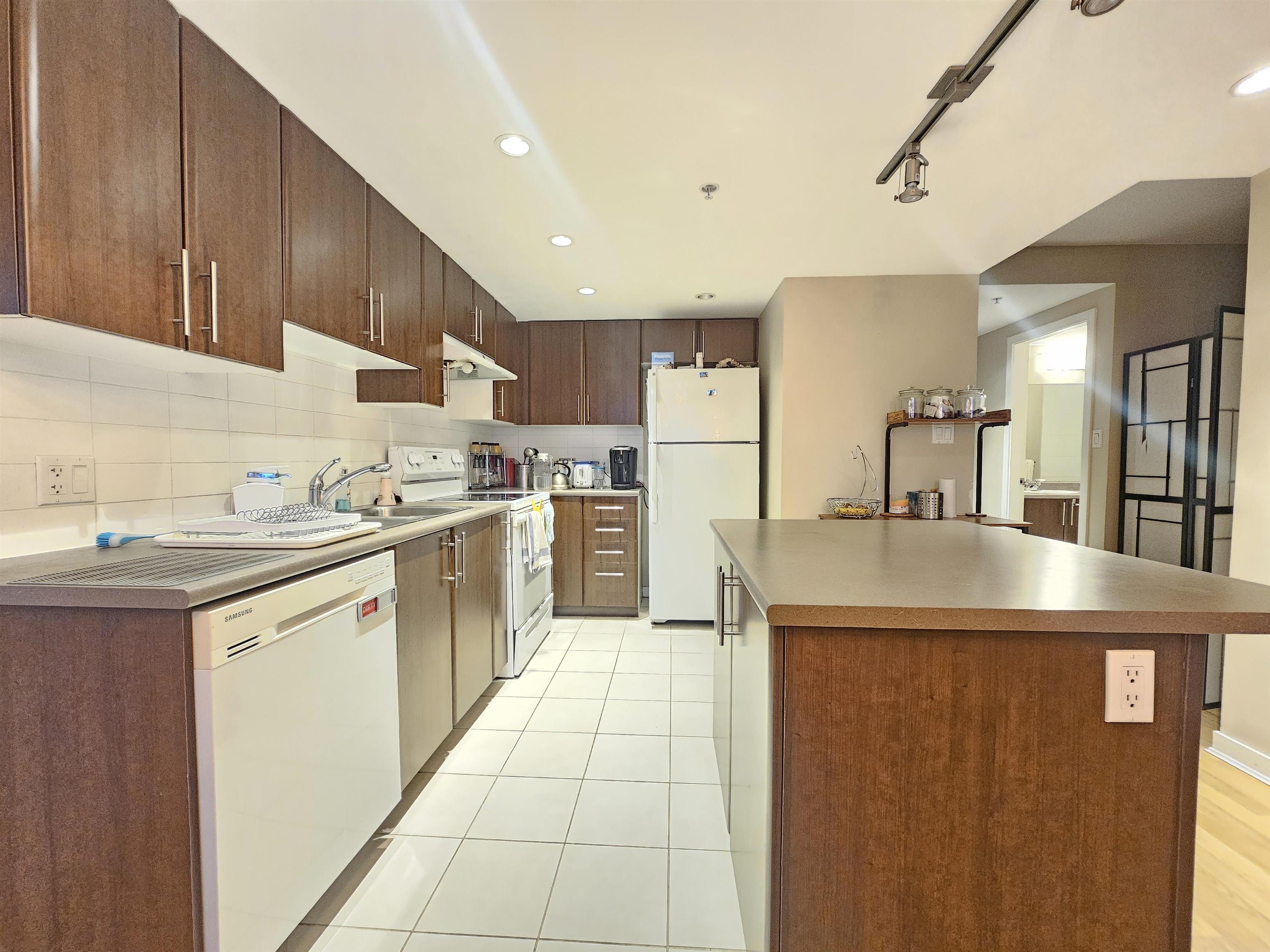 3708 1178 HEFFLEY CRESCENT Unit: 3708
