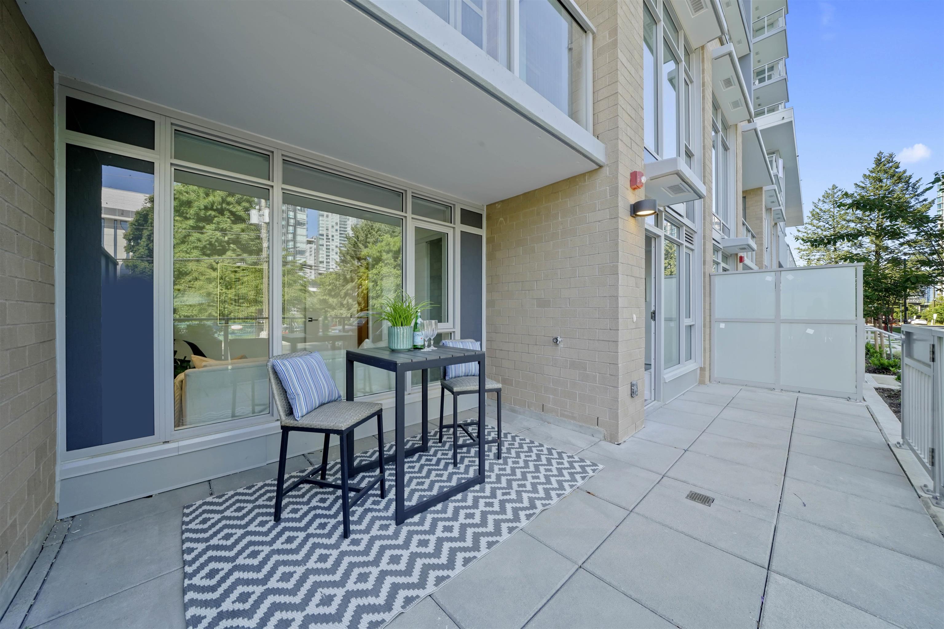 8 13350 CENTRAL AVENUE Unit: 8
