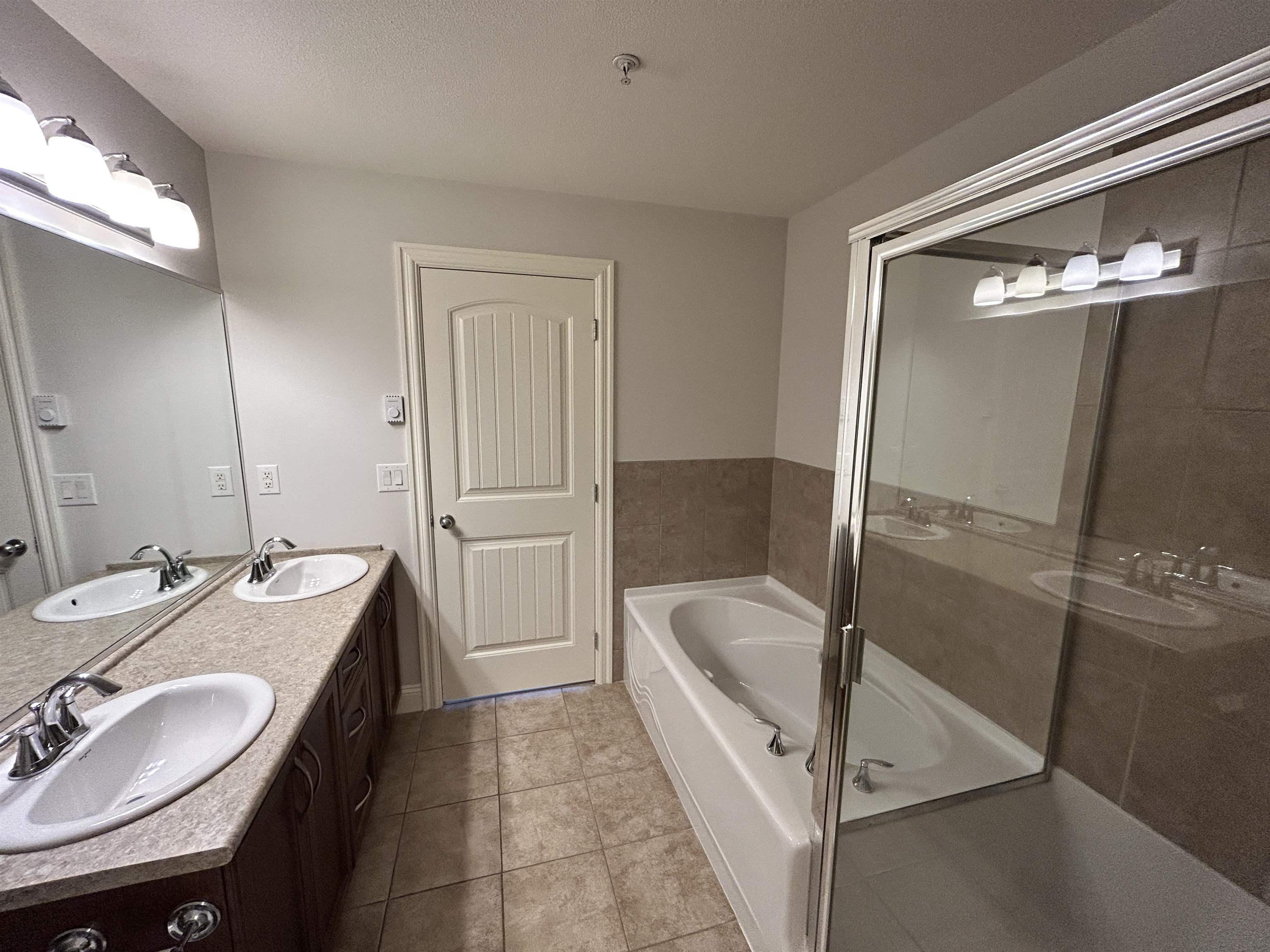 215 22150 DEWDNEY TRUNK ROAD Unit: 215