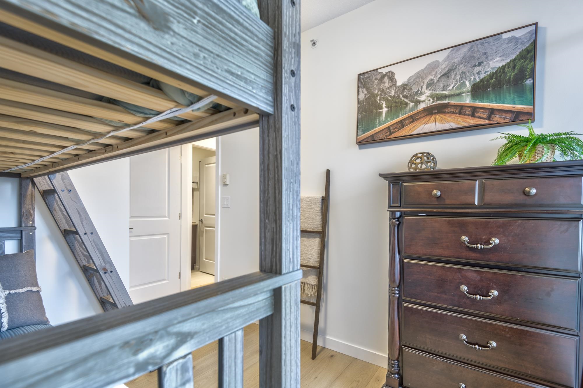 3005 2289 YUKON CRESCENT Unit: 3005