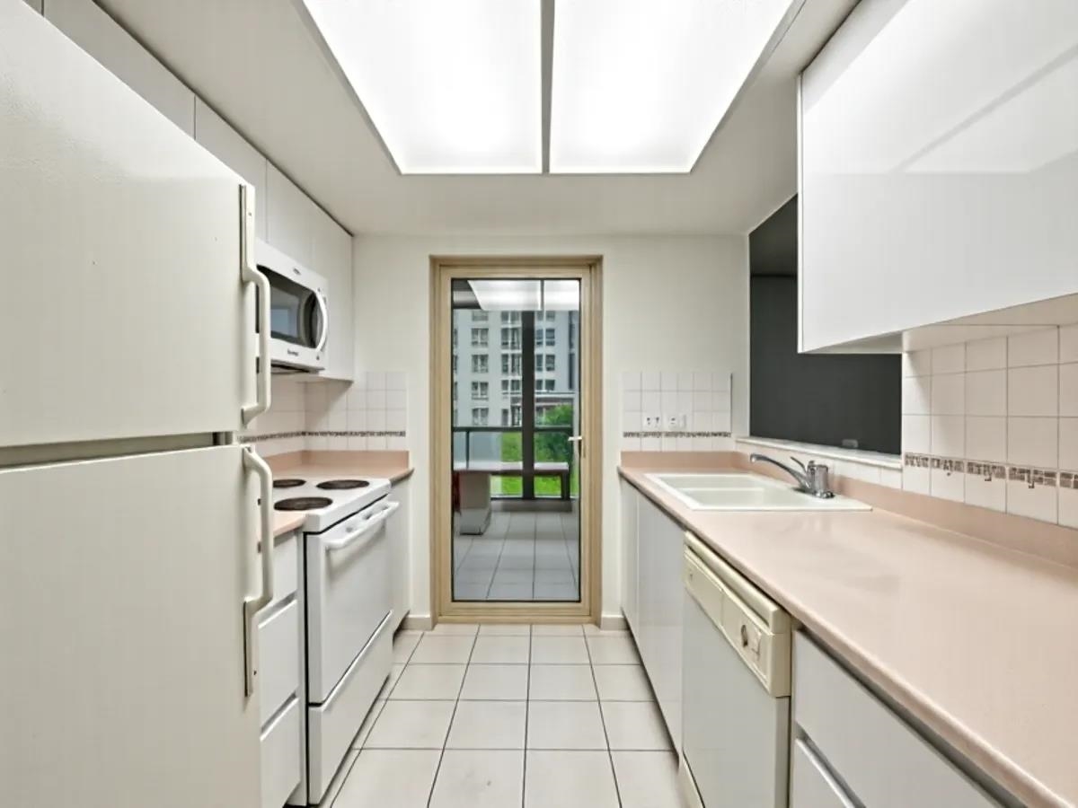 601 867 HAMILTON STREET Unit: 601