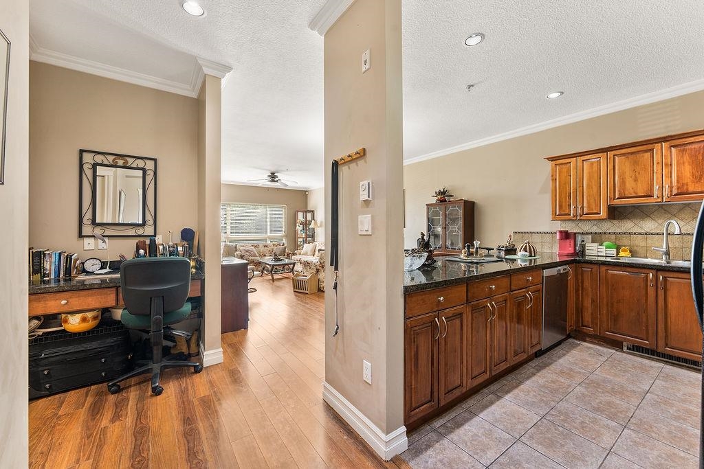 A116 33755 7TH AVENUE Unit: A116